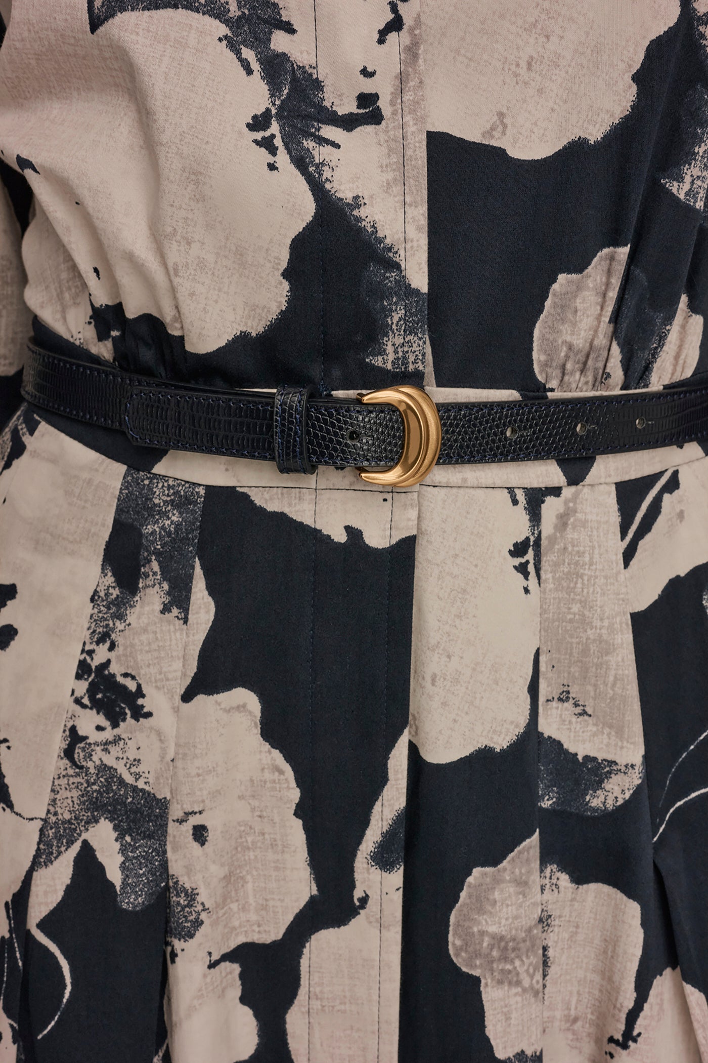 PRINTED LONG-SLEEVE BUTTON-FRONT DRESS VIEW 5 | New Arrivals