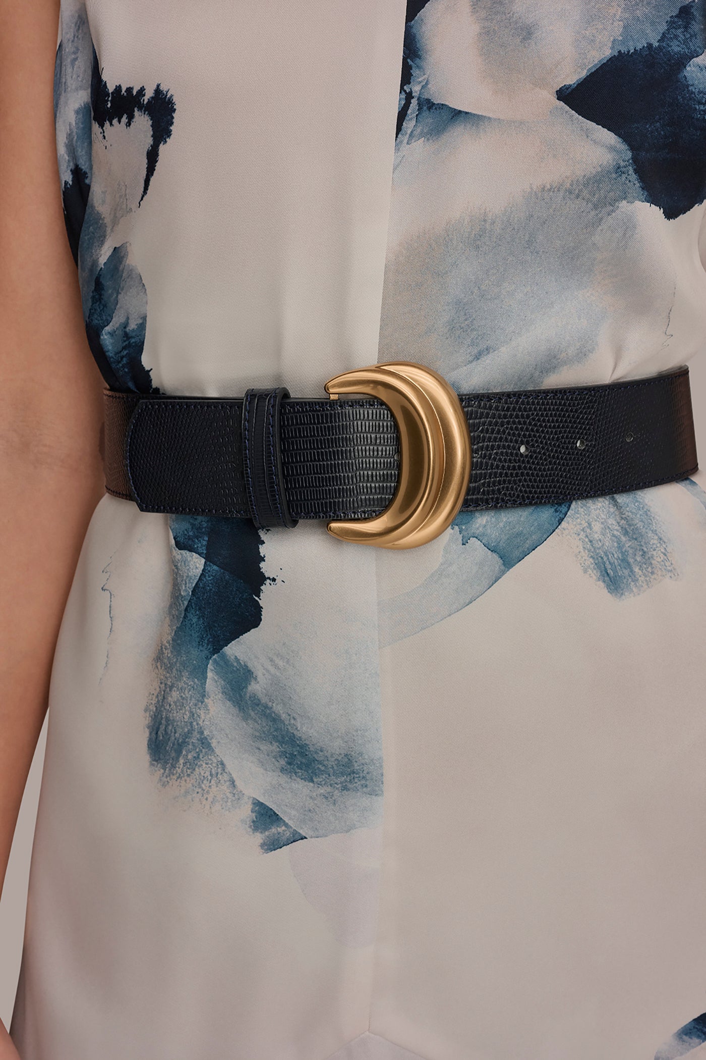 V-NECK FLORAL DRESS VIEW 6 | New Dresses