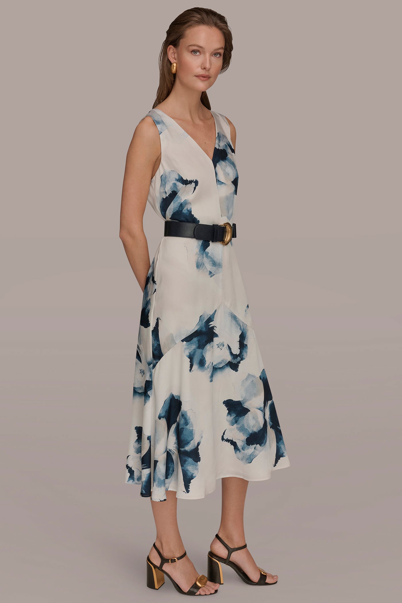 V-NECK FLORAL DRESS VIEW 3 | New Dresses