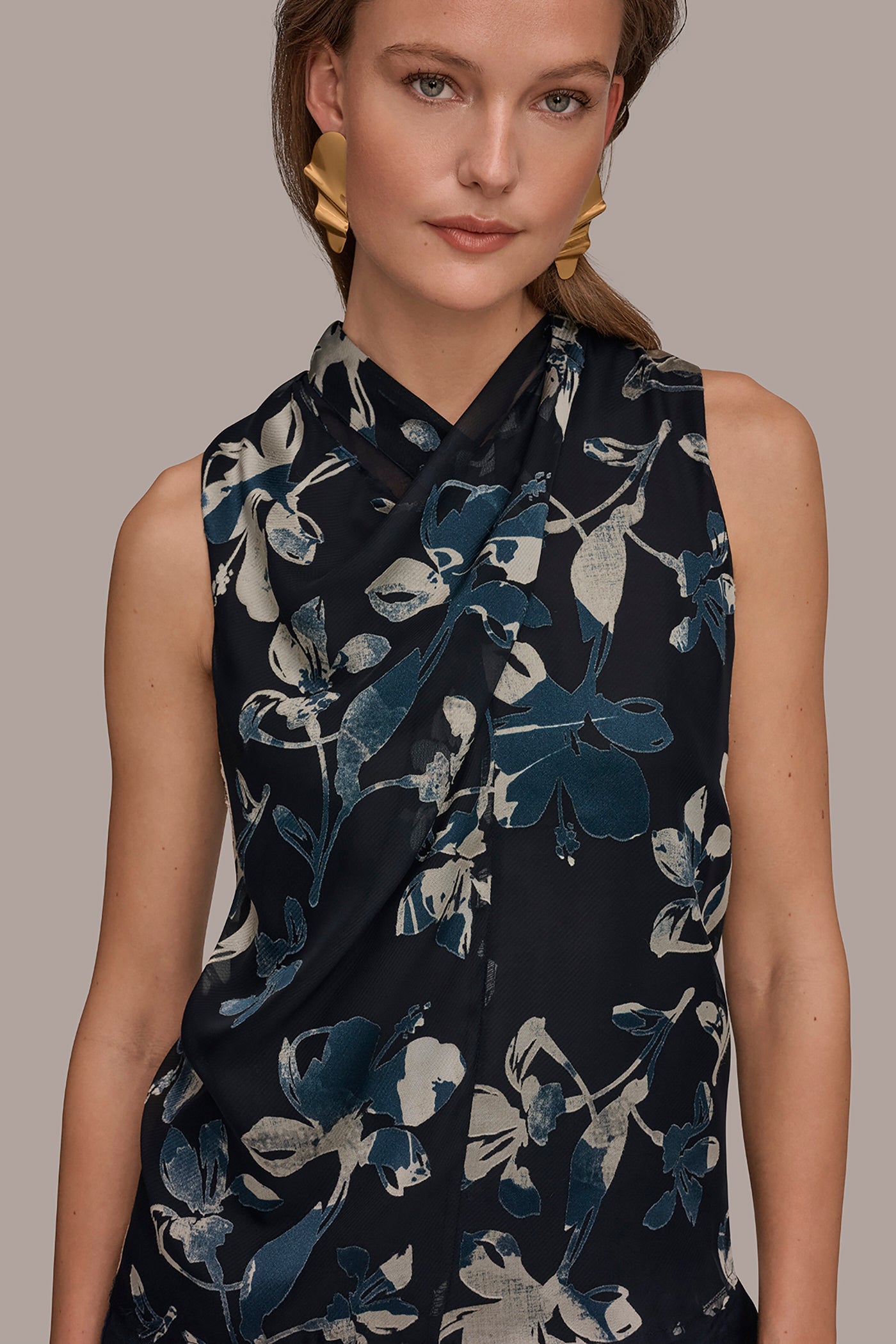 FLORAL CRISSCROSS TOP VIEW 5 | New clothing