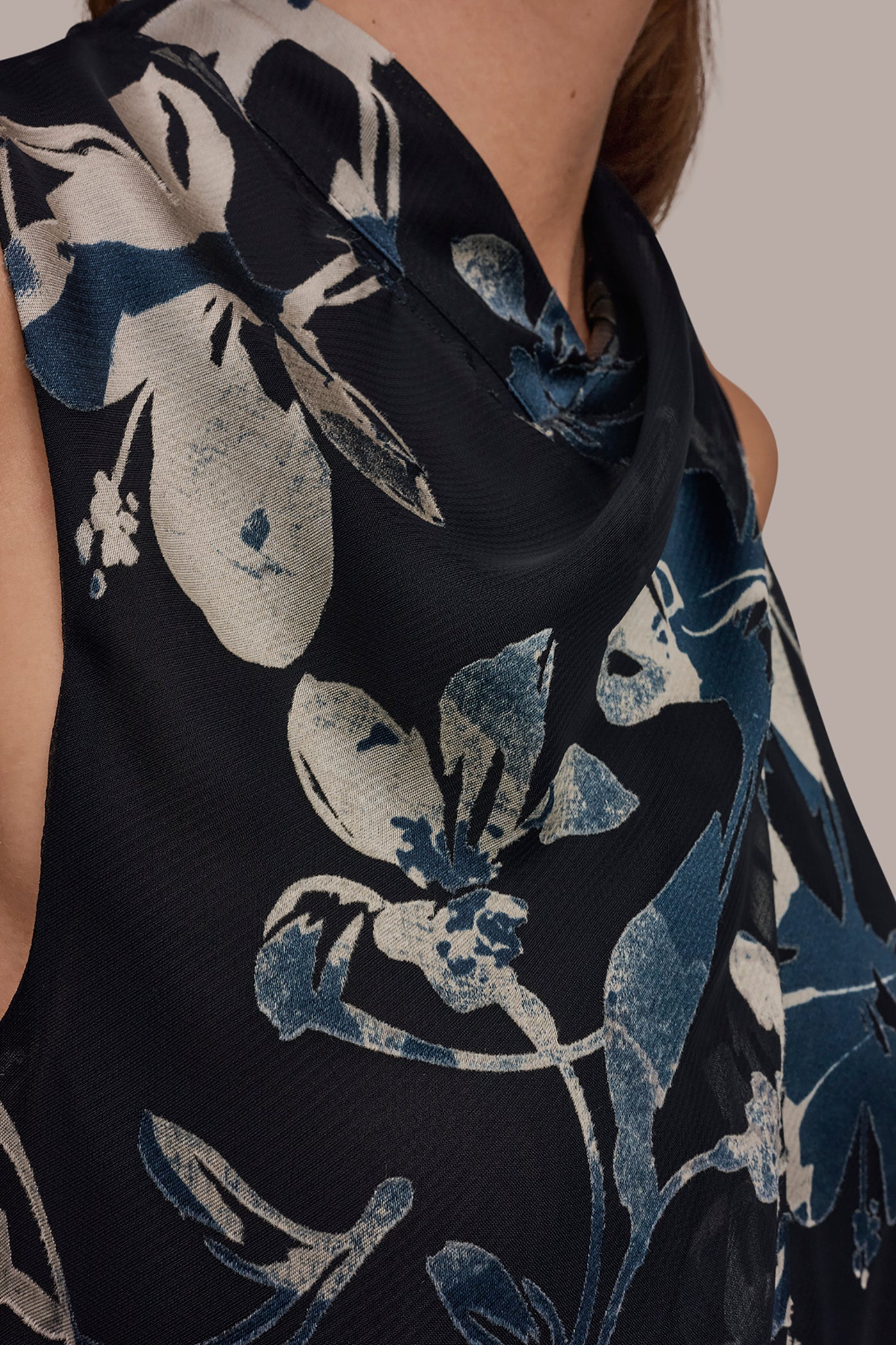 FLORAL CRISSCROSS TOP VIEW 6 | New clothing