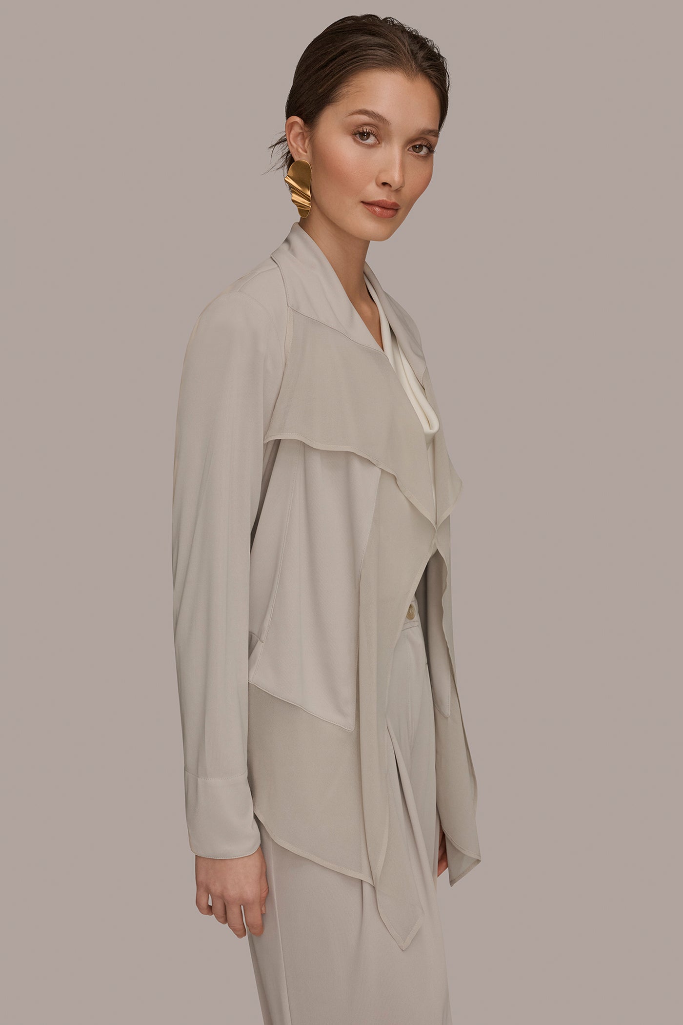 RUFFLE-FRONT JACKET VIEW 3