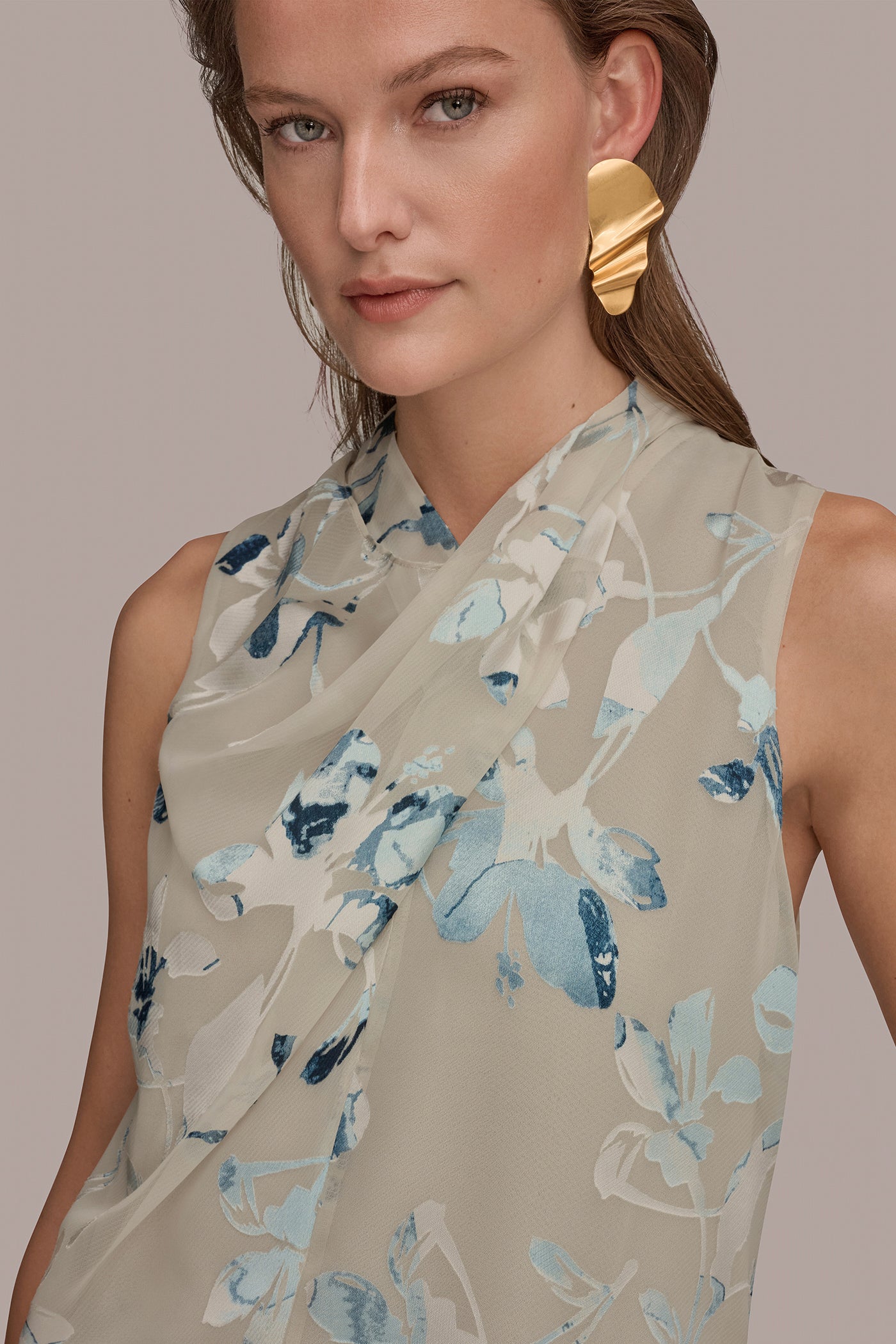 FLORAL CRISSCROSS TOP VIEW 4 | New clothing