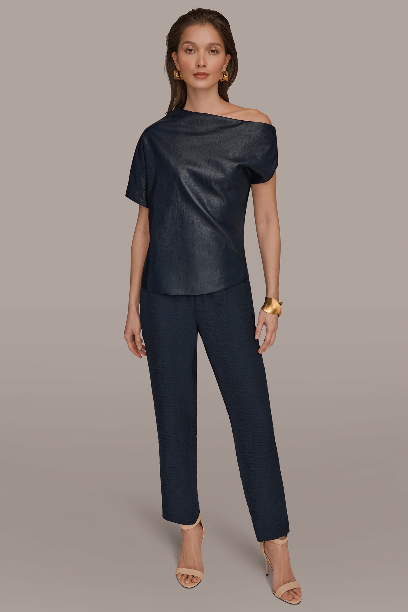 ASYMMETRIC ANGLE HEM TOP VIEW 6