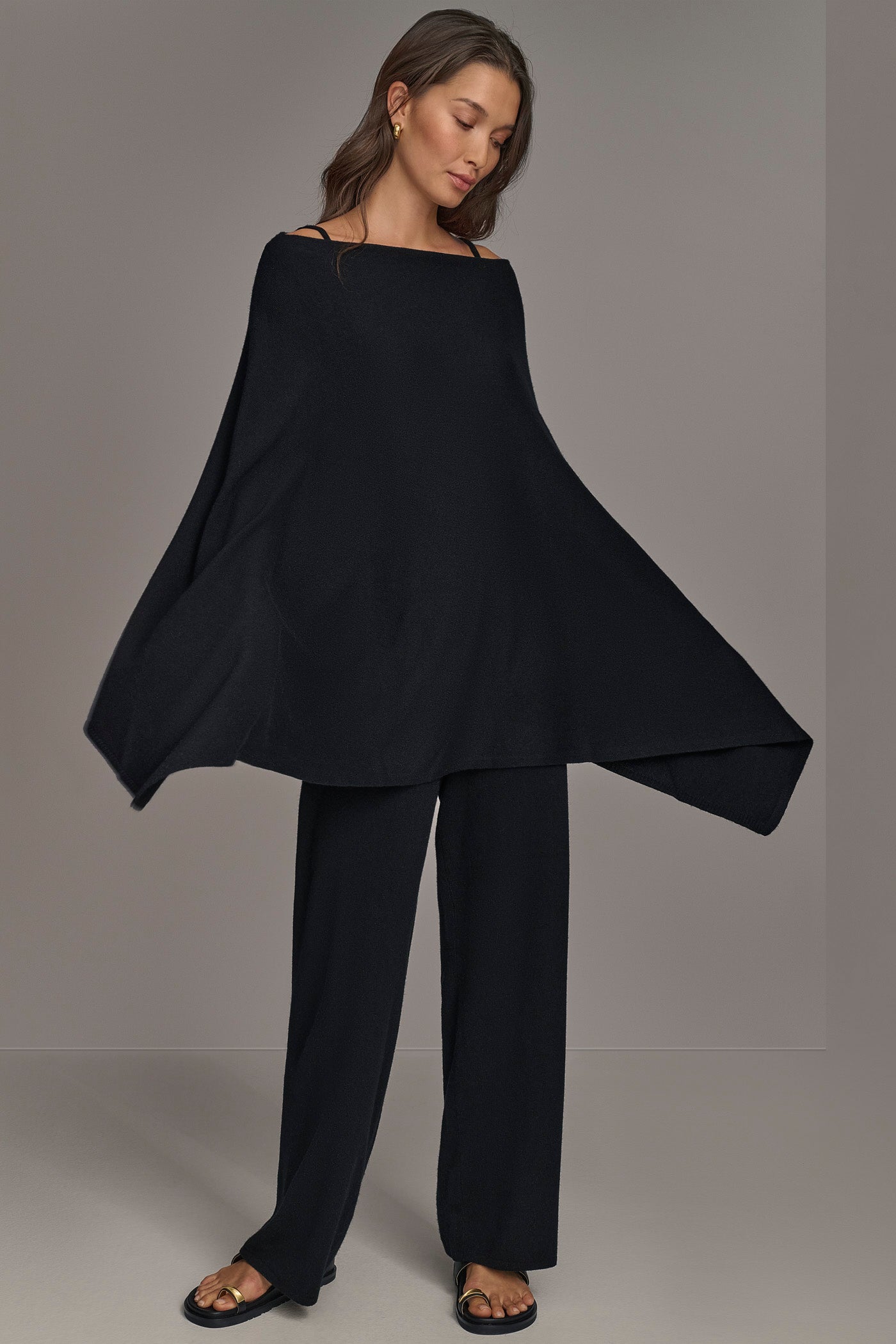 CASHMERE PONCHO VIEW 6 | Donna Karan New York Cashmere