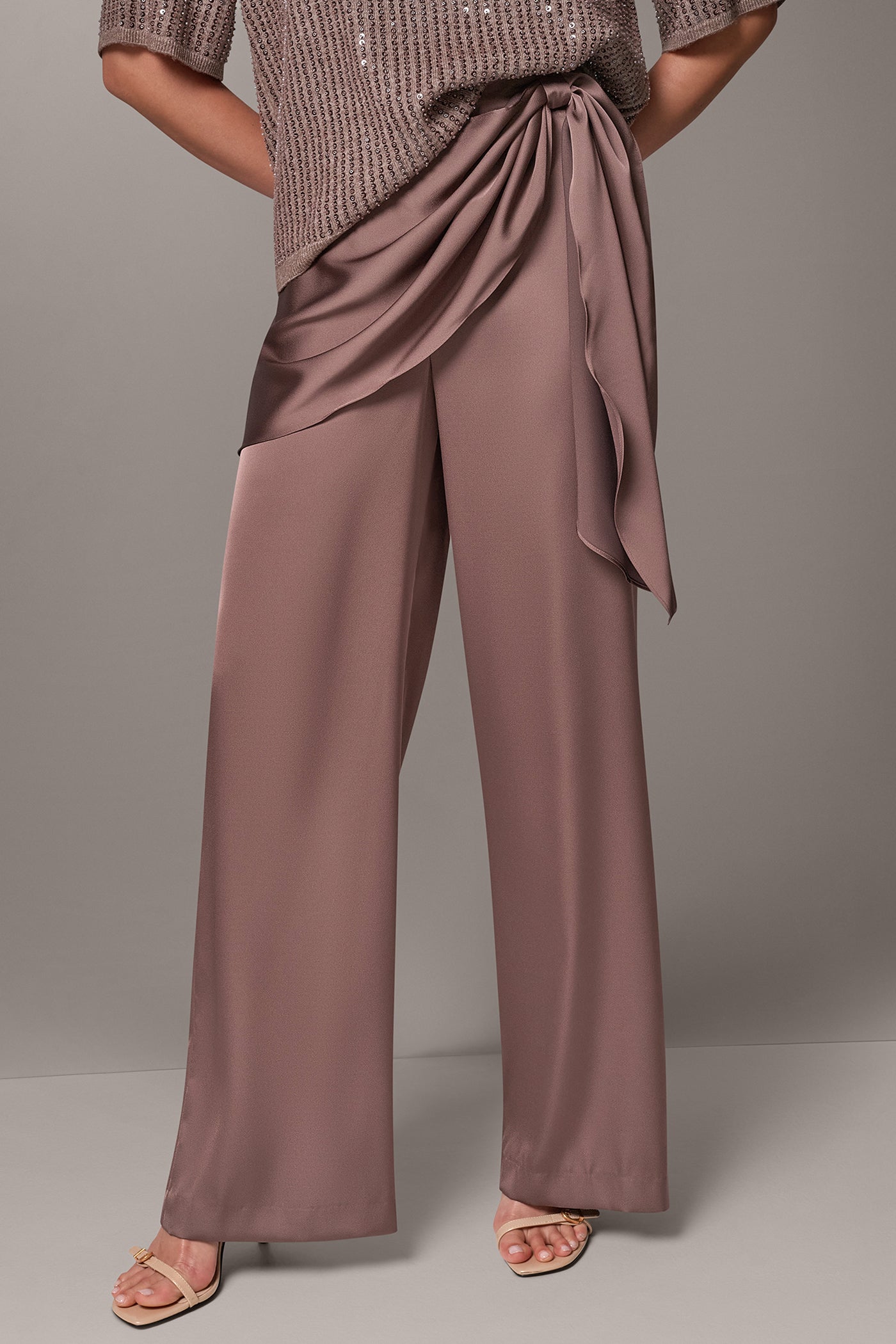 HIGH-RISE OVERLAY WIDE LEG PANT VIEW 1