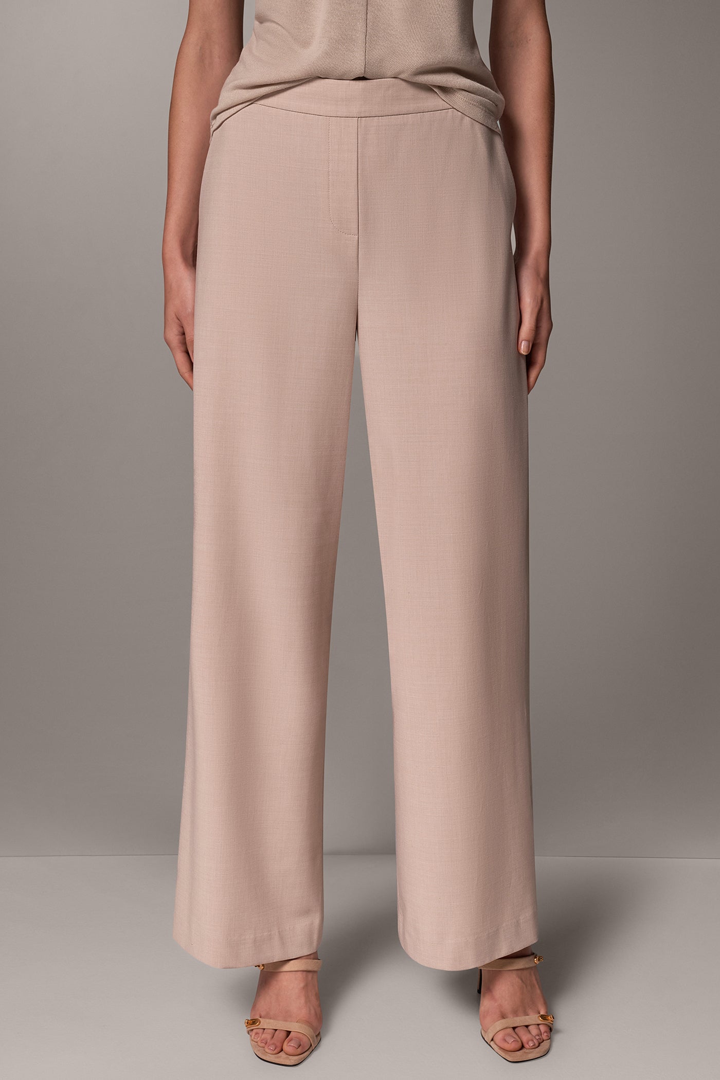 HIGH-RISE WIDE-LEG PANT