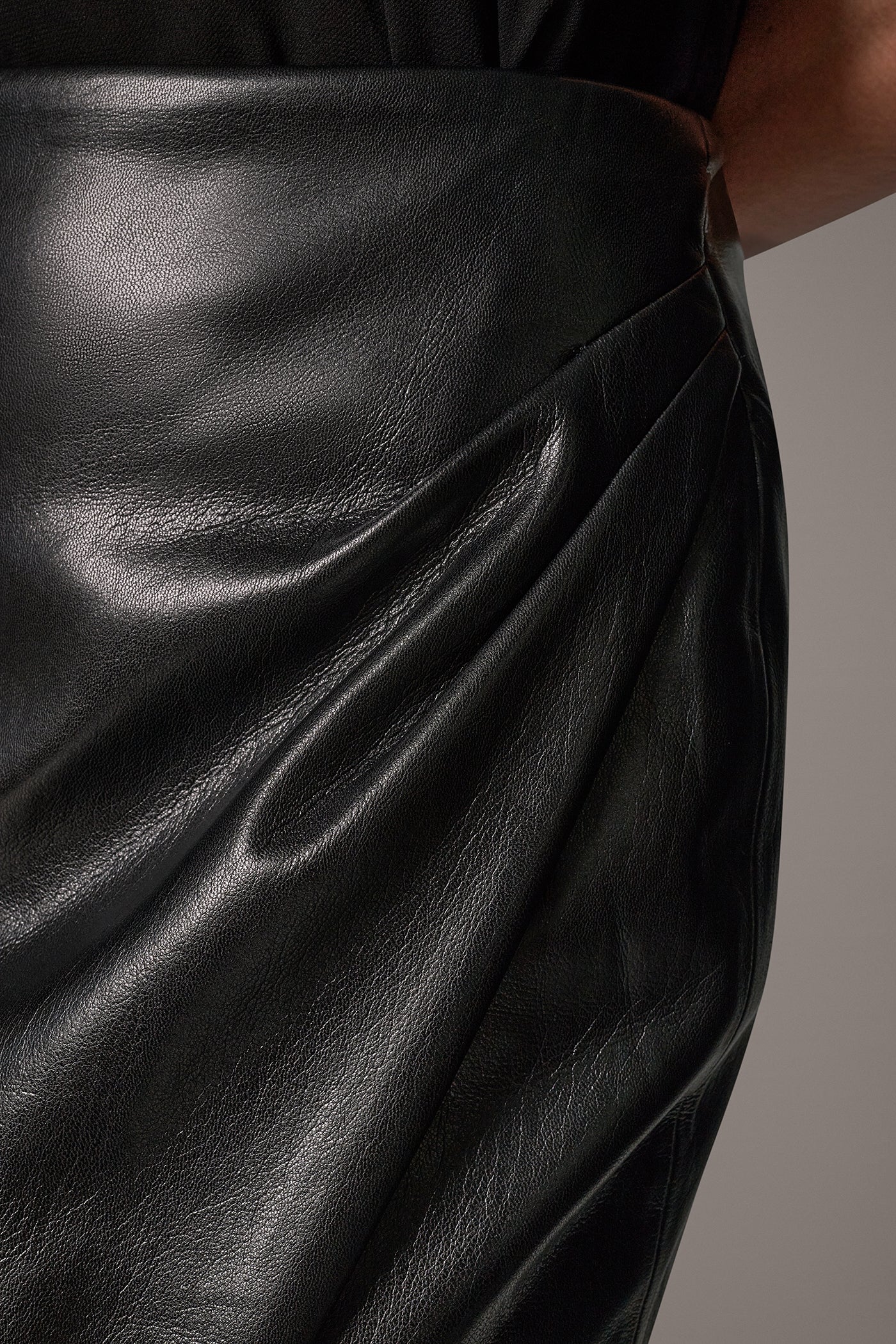 WRAP-EFFECT SKIRT VIEW 5 | New Arrivals