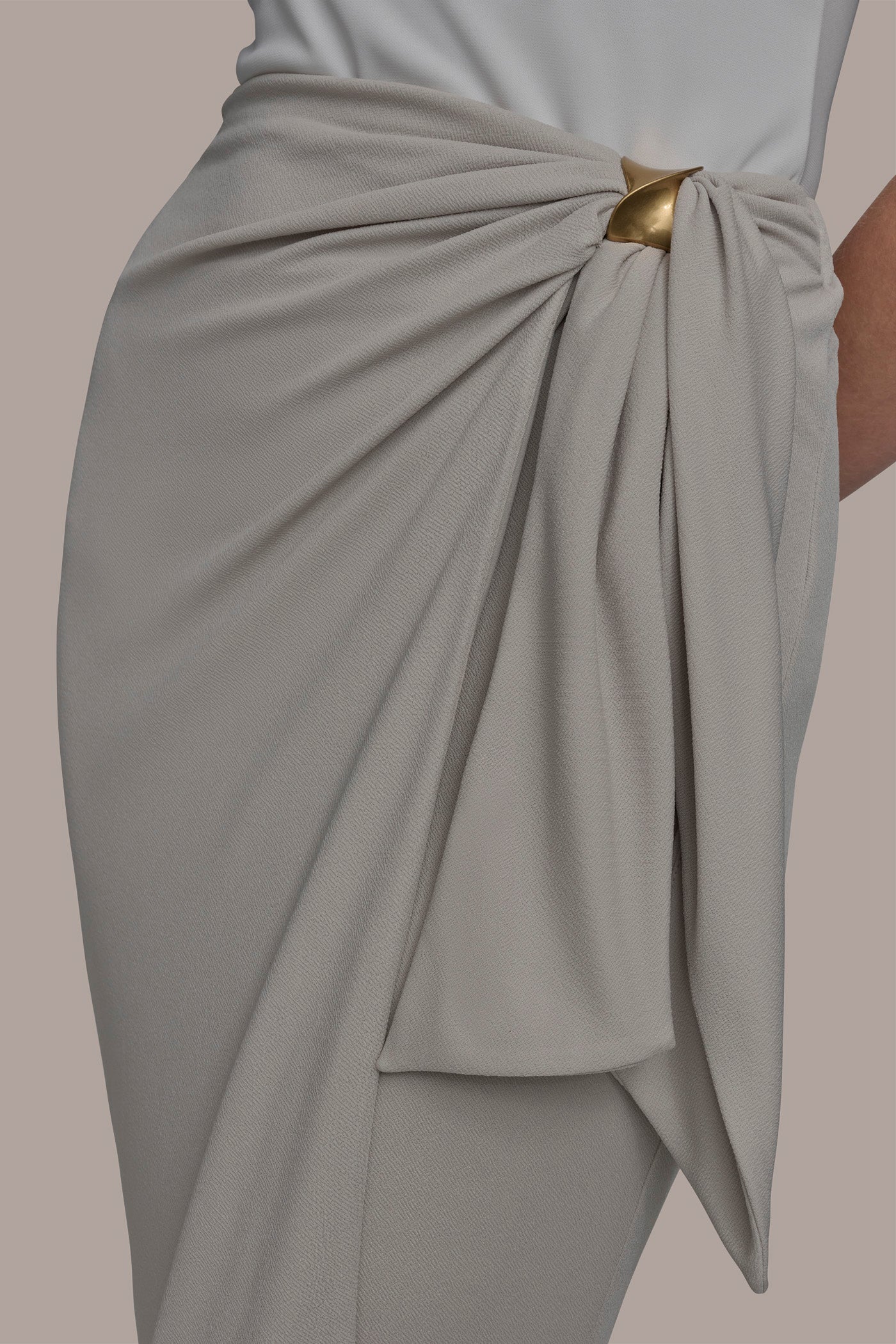 GATHERED WAIST WITH HARDWARE SKIRT VIEW 5 | Clothing