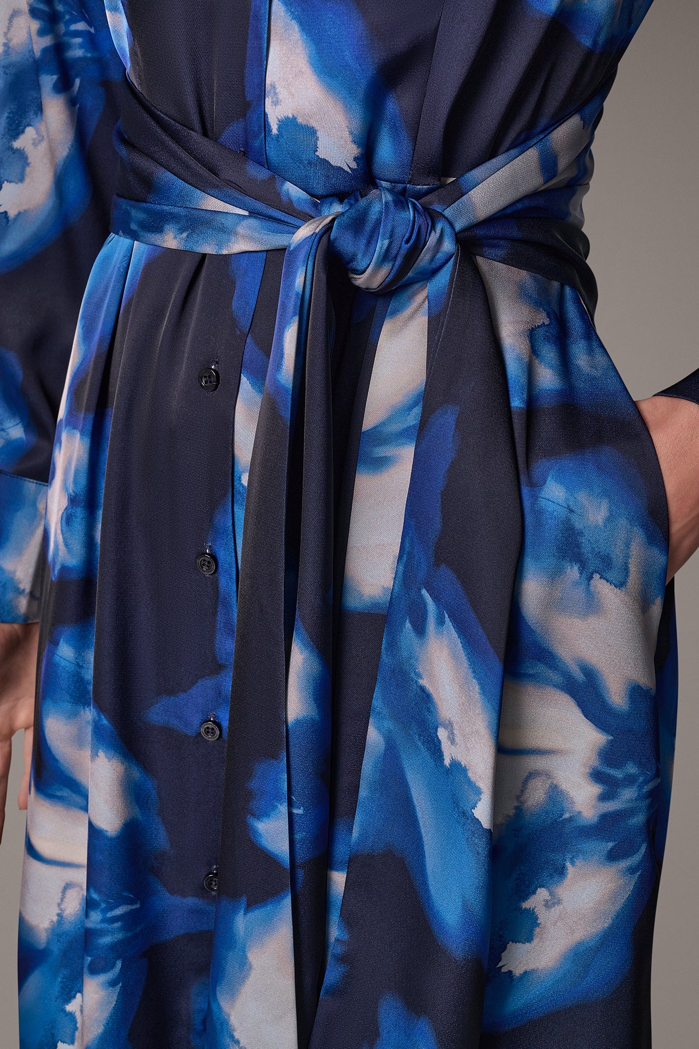 FLORAL TIE-WAIST MIDI SHIRT DRESS VIEW 5 | Dresses & Jumpsuits