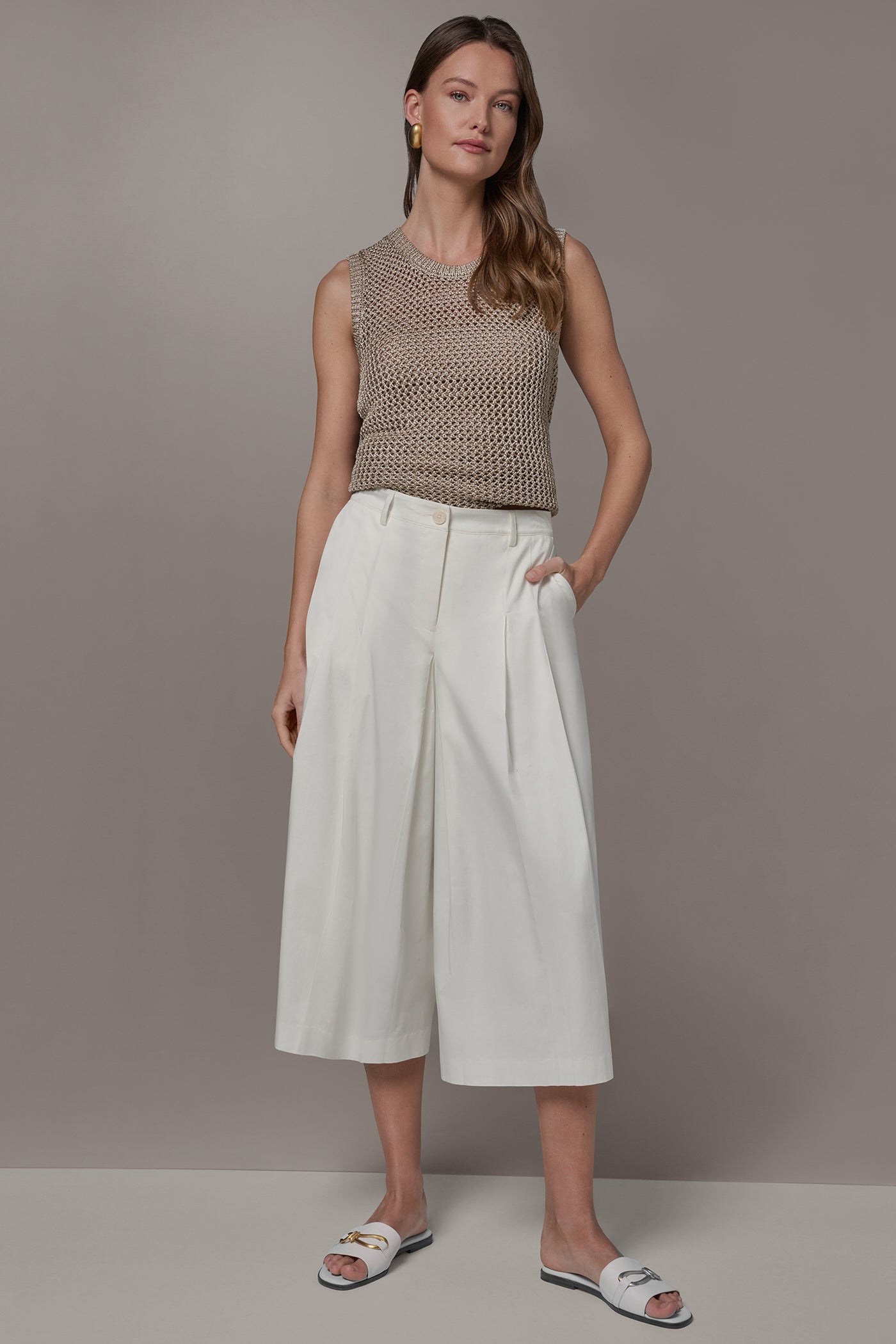 EXTRA HIGH-RISE COTTON-SATEEN PLEATED WIDE-LEG PANT VIEW 5