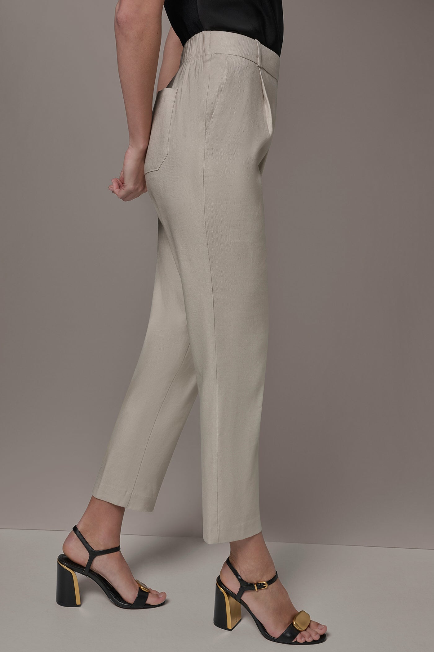 LINEN-BLEND PLEATED STRAIGHT ANKLE PANT VIEW 3 | Pants