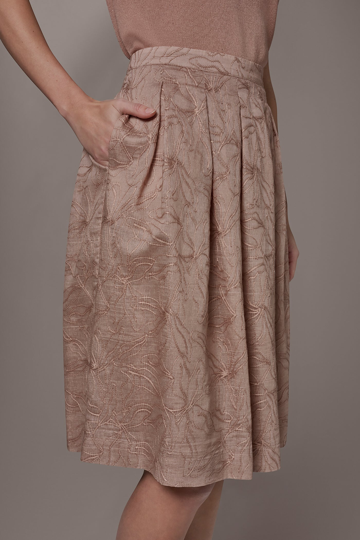 FLORAL EMBROIDERED PLEATED A-LINE SKIRT VIEW 4 | Skirts