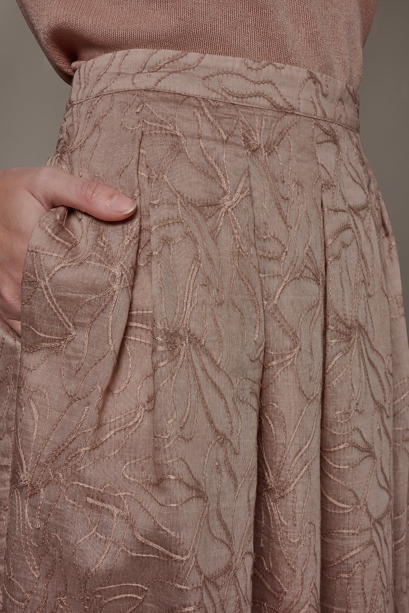 FLORAL EMBROIDERED PLEATED A-LINE SKIRT VIEW 5 | Skirts