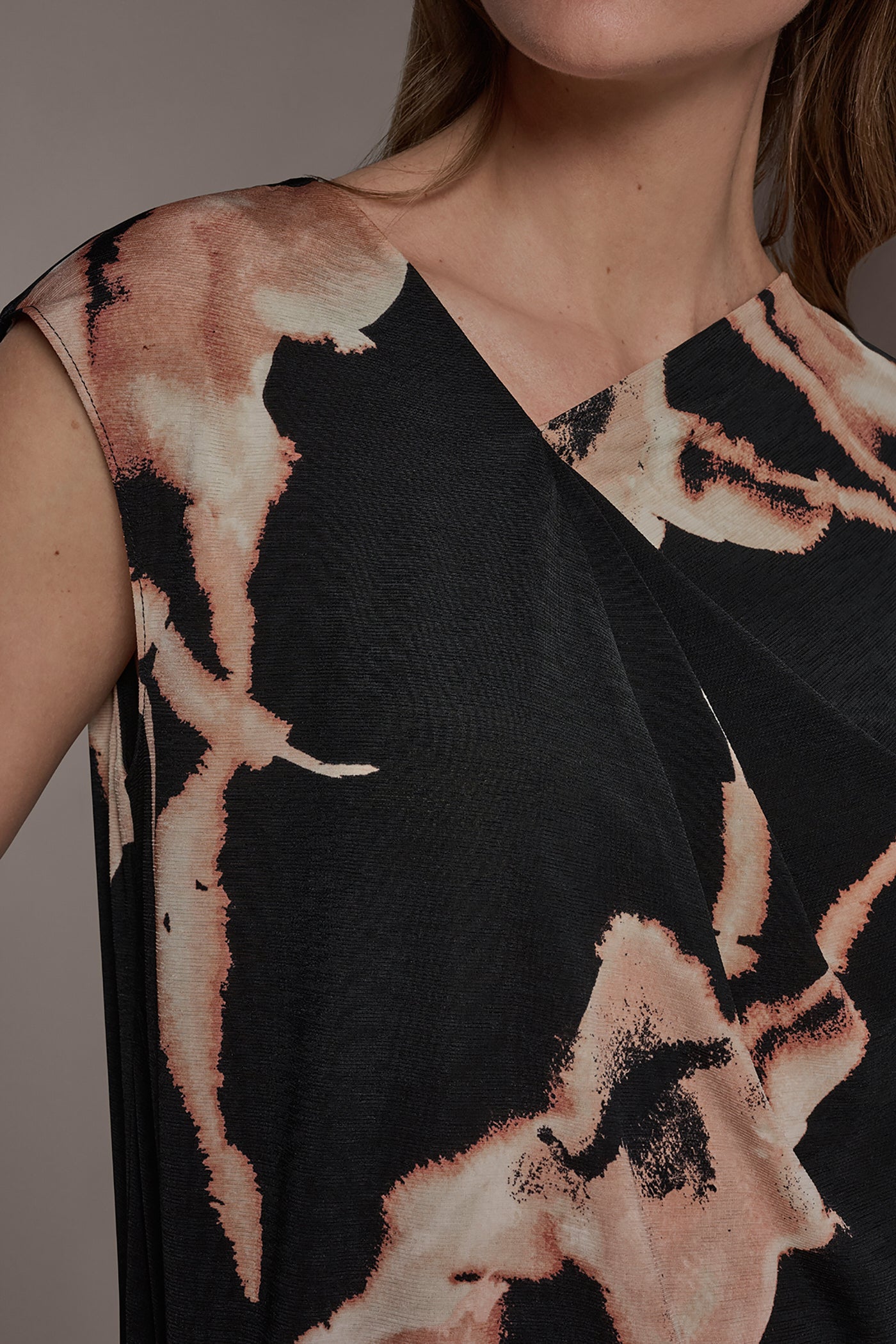 FLORAL ASYMMETRIC BLOUSE VIEW 5 | Suits and Separates