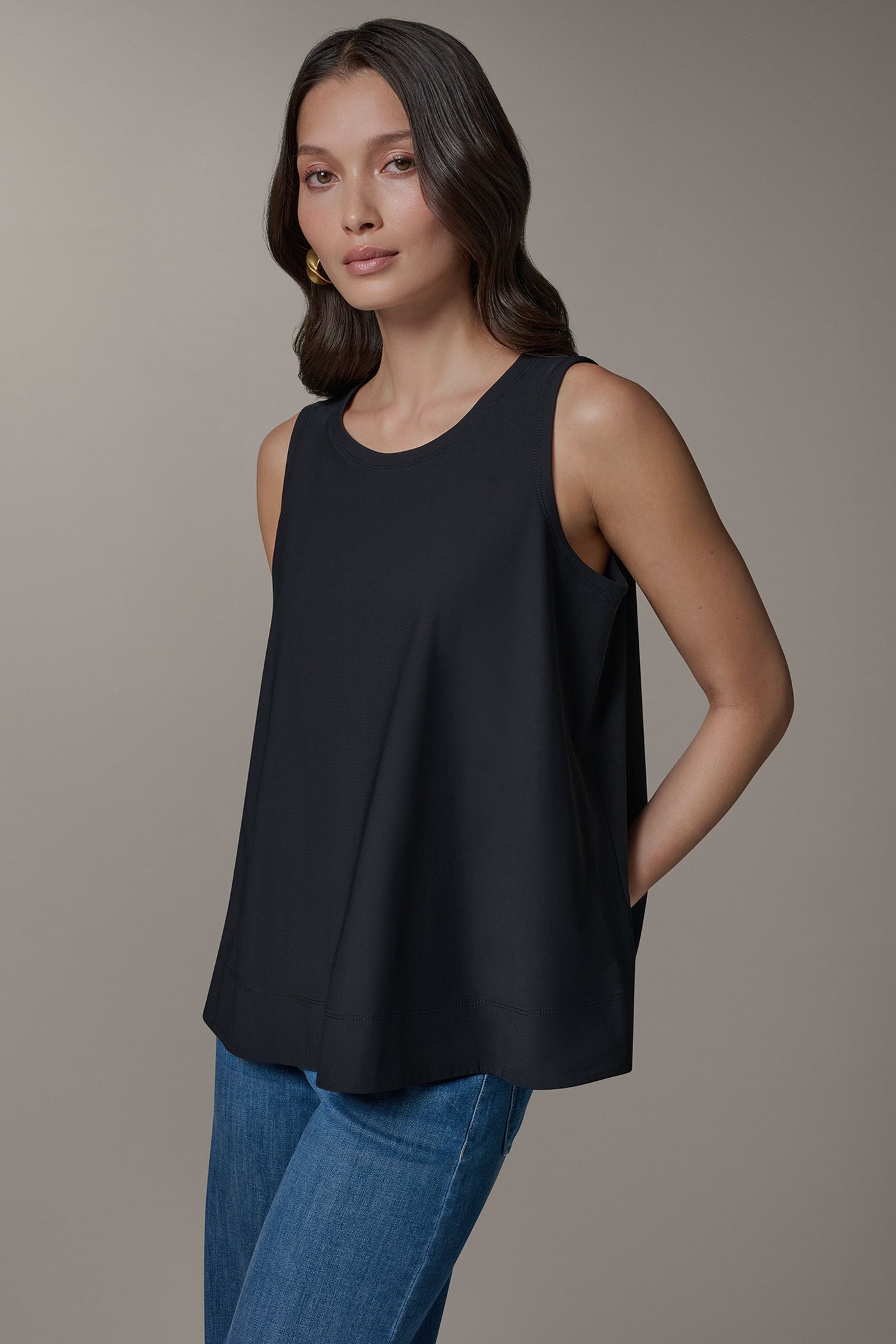 SLEEVELESS SWING TOP VIEW 3