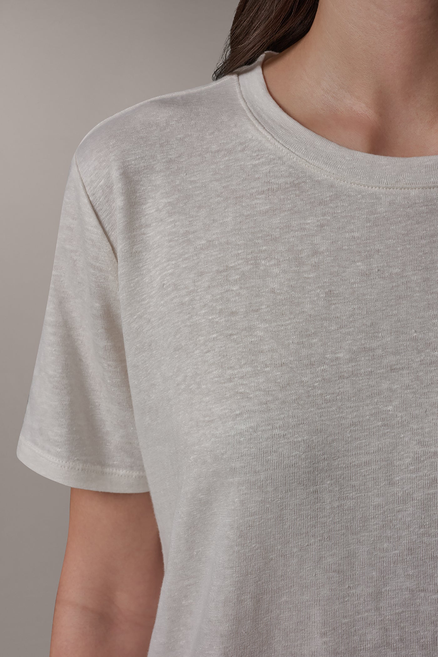 SHORT SLEEVE TEE VIEW 5 | Donna Karan Weekend Tops