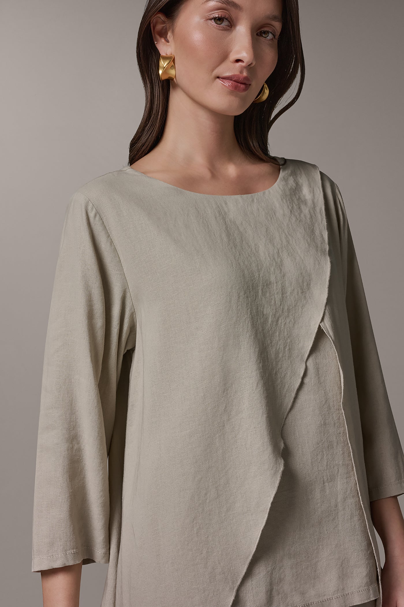 3/4 SLEEVE OVERLAY BLOUSE VIEW 4