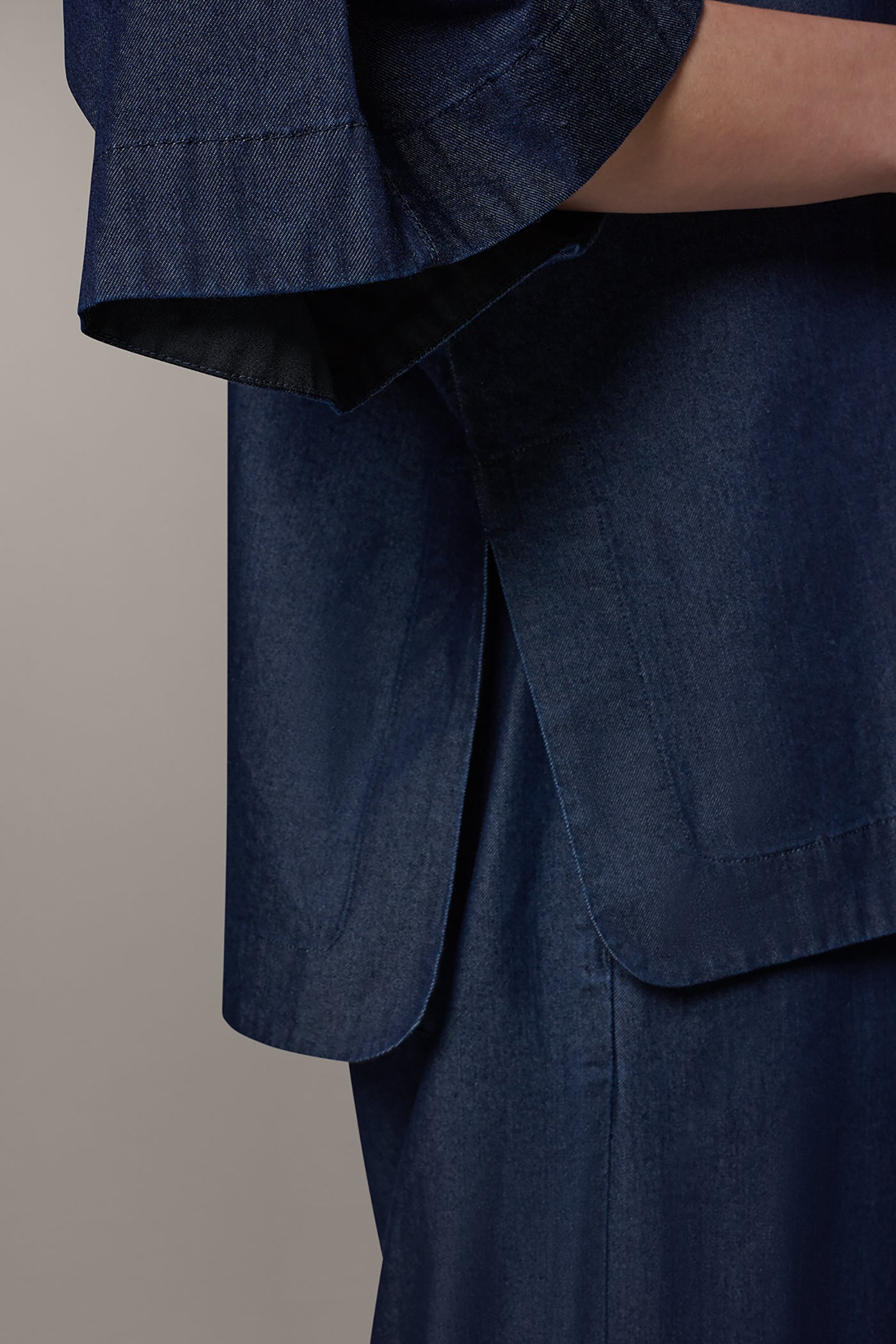 3/4 SLEEVE SHIRT VIEW 6