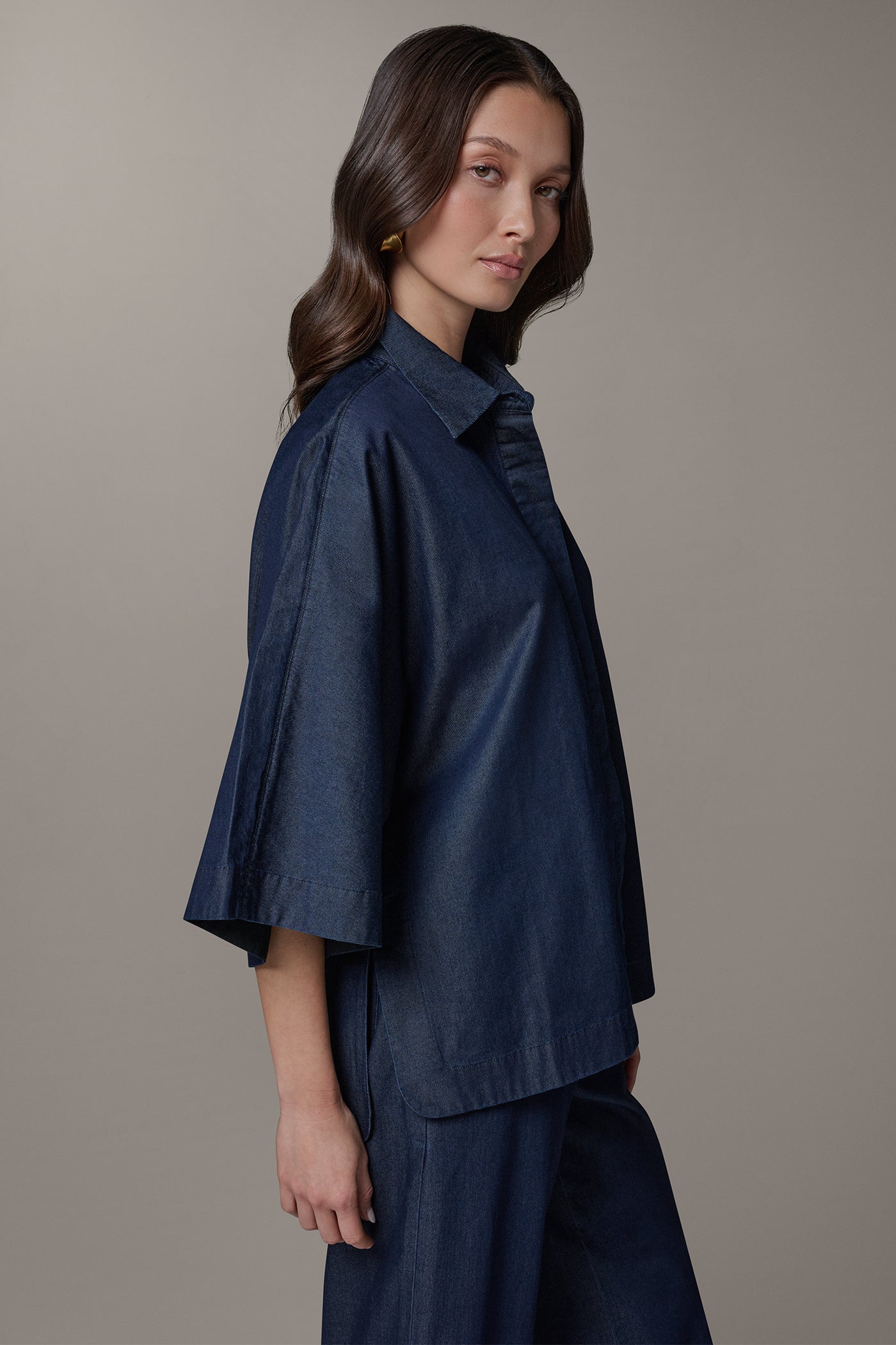 3/4 SLEEVE SHIRT VIEW 3