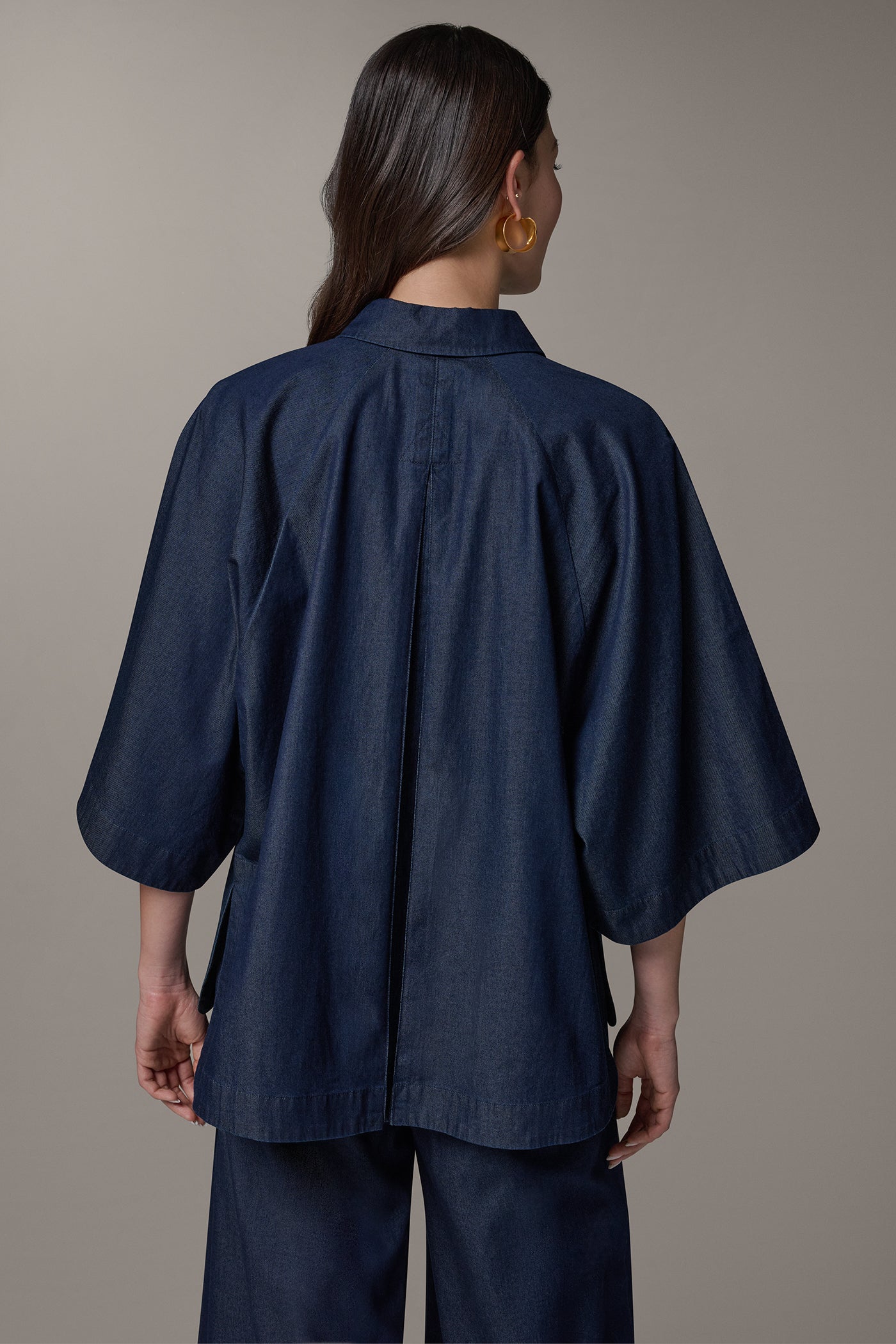 3/4 SLEEVE SHIRT VIEW 2