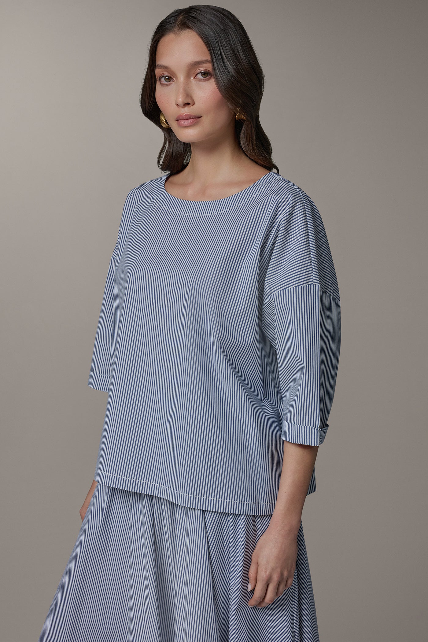 STRIPED 3/4 SLEEVE BOAT NECK BLOUSE | View 2 | Donna Karan Weekend Tops