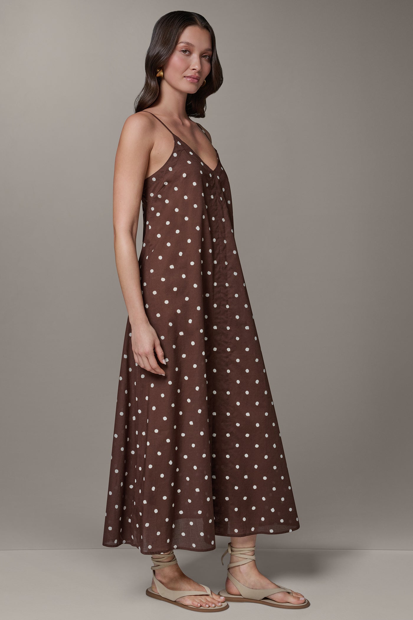 SLEEVELESS MAXI CUTOUT DRESS VIEW 3