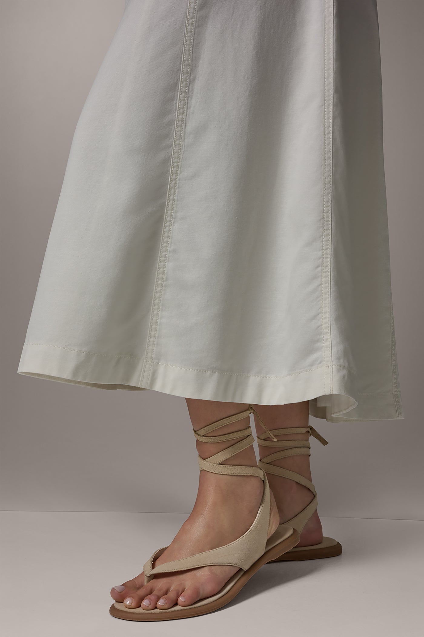 MIDI A-LINE PANEL SKIRT VIEW 5 | Casual Collection