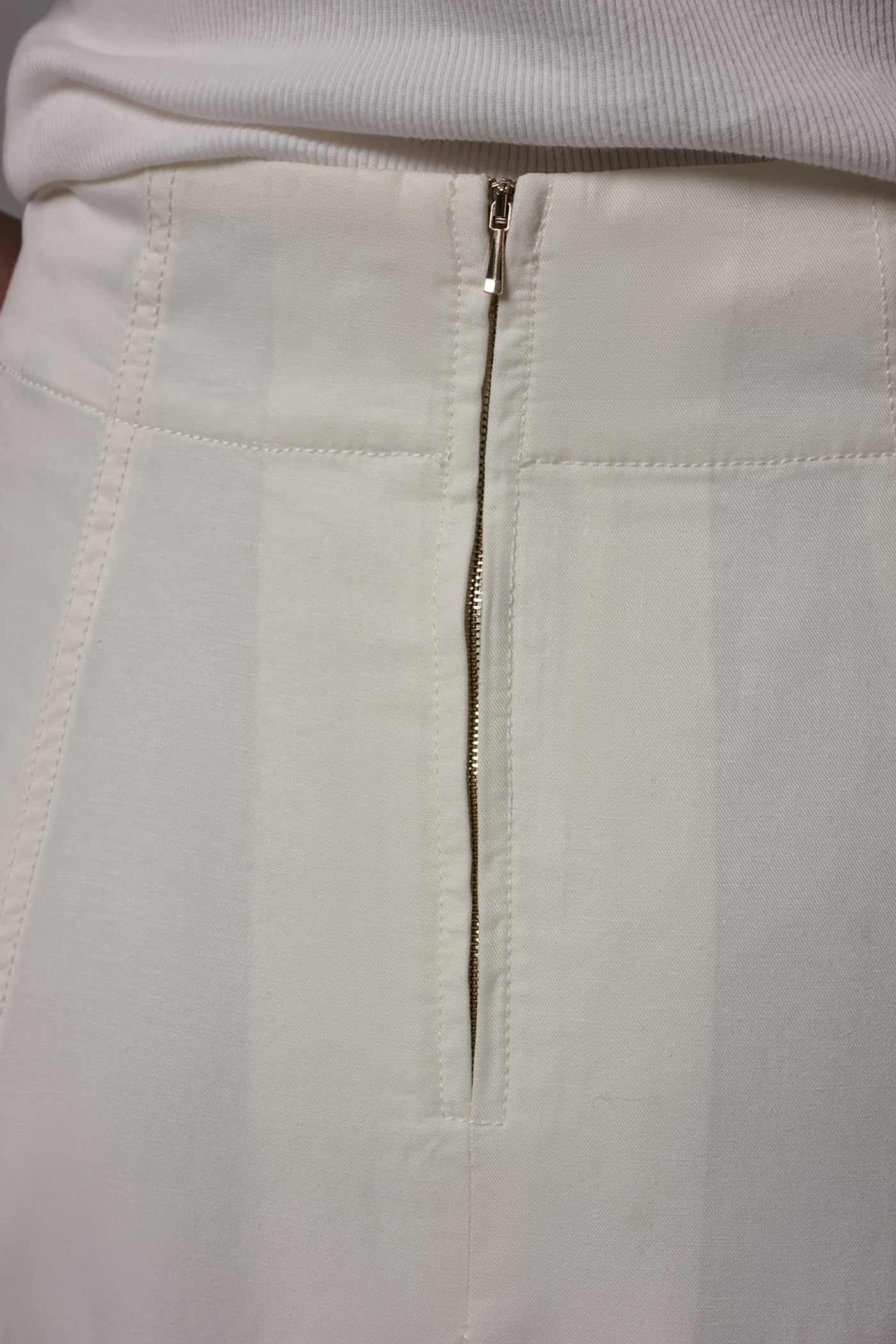 MIDI A-LINE PANEL SKIRT VIEW 6 | Casual Collection