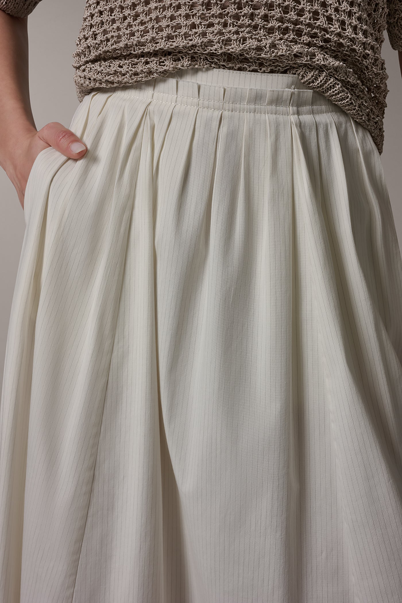 STRIPE PLEATED SKIRT VIEW 4 | Clothing