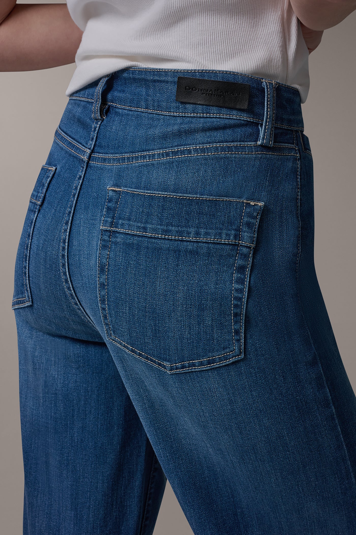 THE DONNA HIGH-RISE WIDE-LEG JEAN VIEW 5