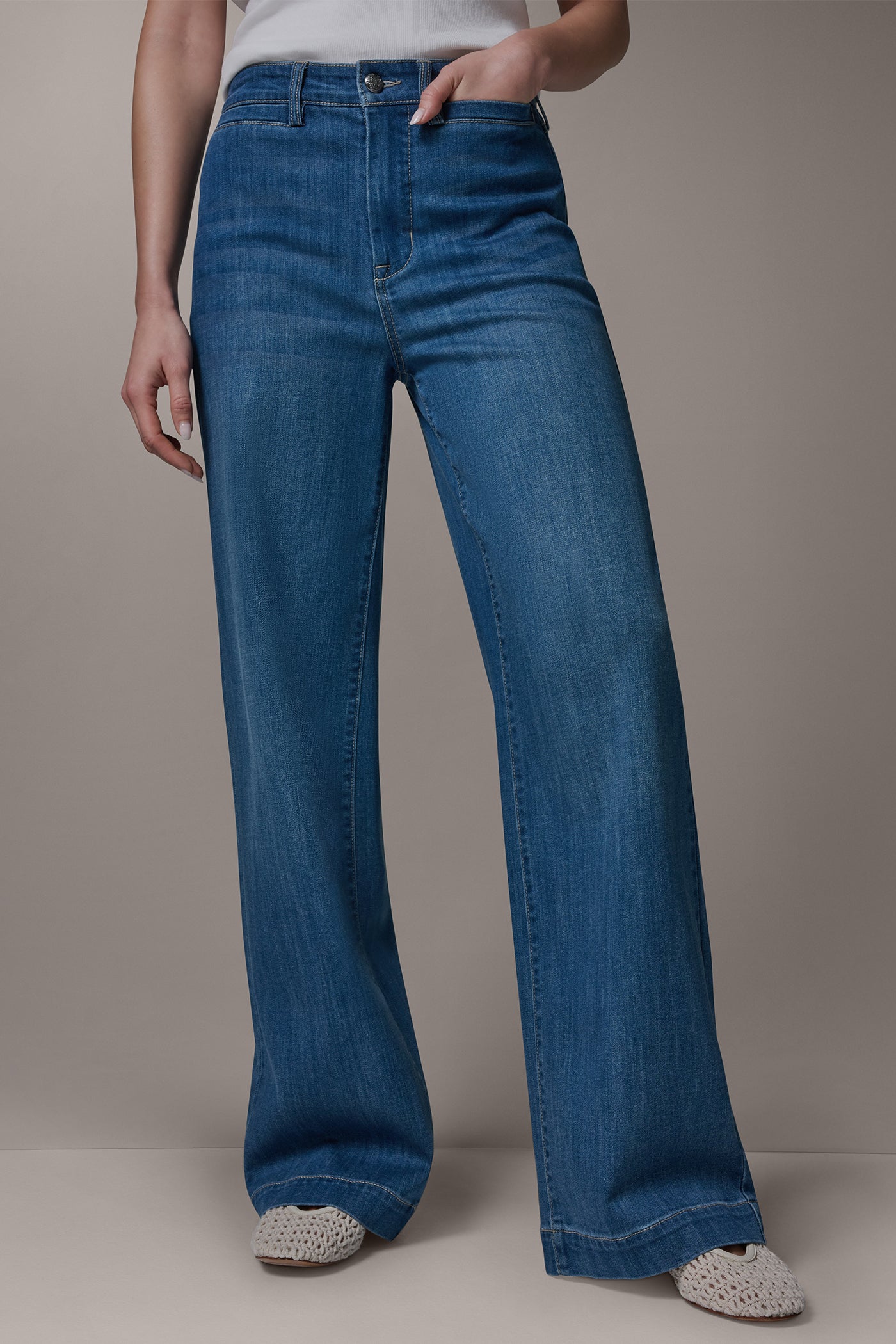 THE DONNA HIGH-RISE WIDE-LEG JEAN VIEW 1