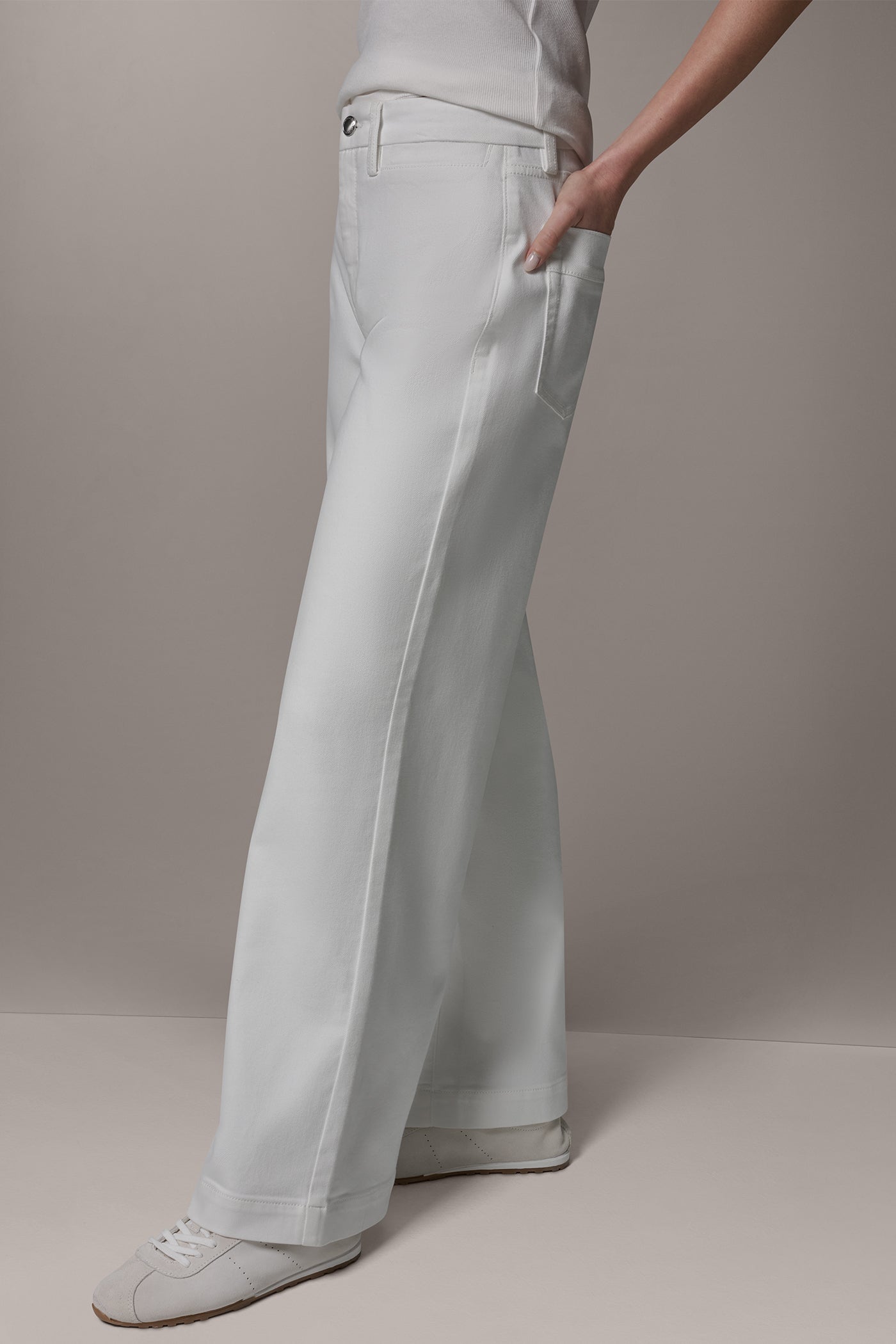 THE DONNA HIGH-RISE WIDE-LEG JEAN VIEW 3 | New Arrivals