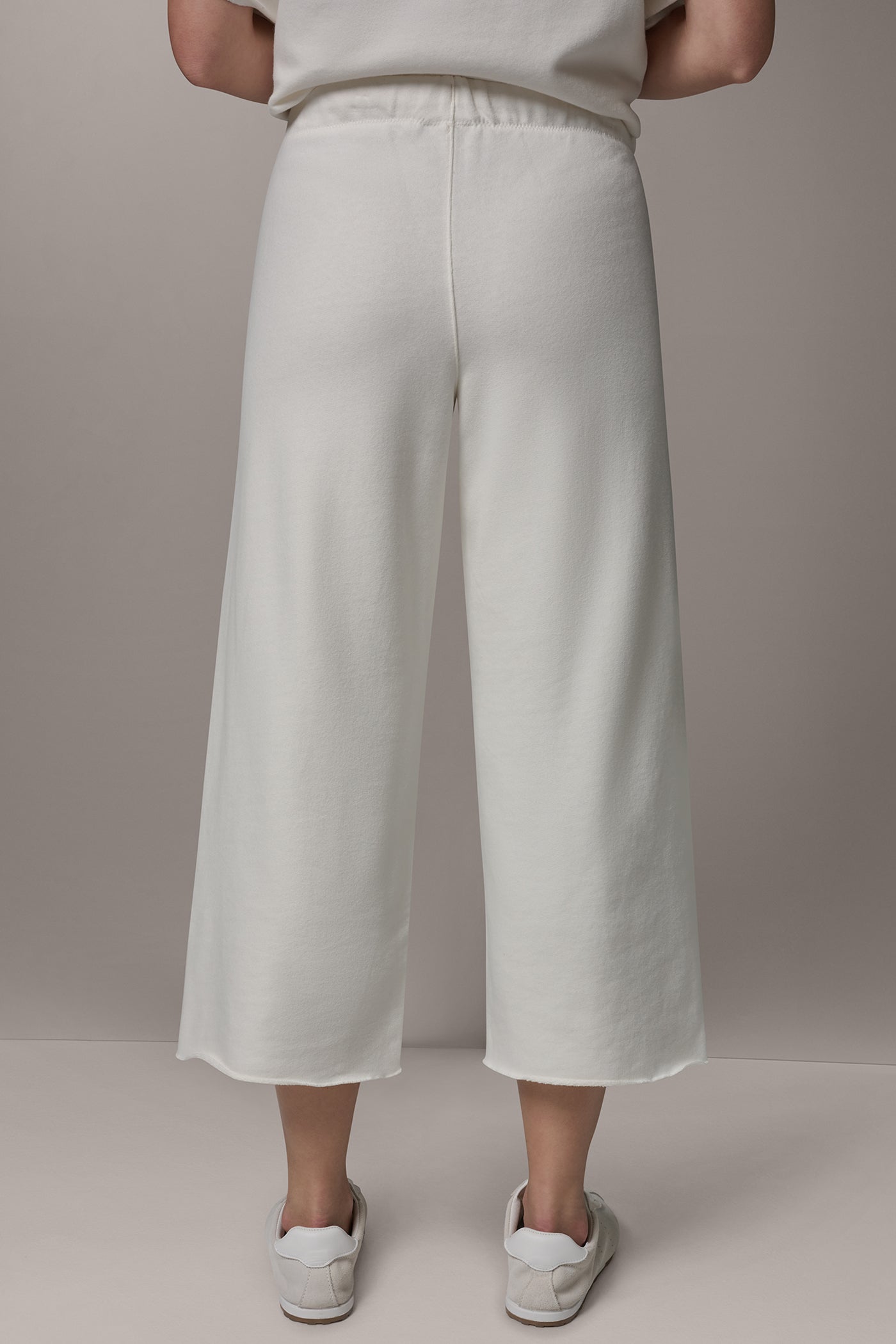 CROP PANT | View 2 | Casual Collection