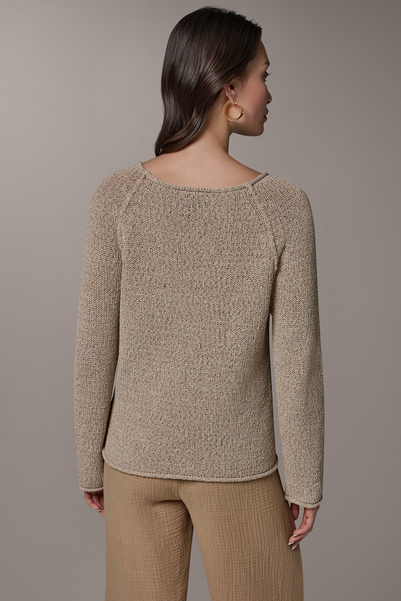 LONG SLEEVE EASY SWEATER VIEW 3 | Donna Karan Weekend Tops