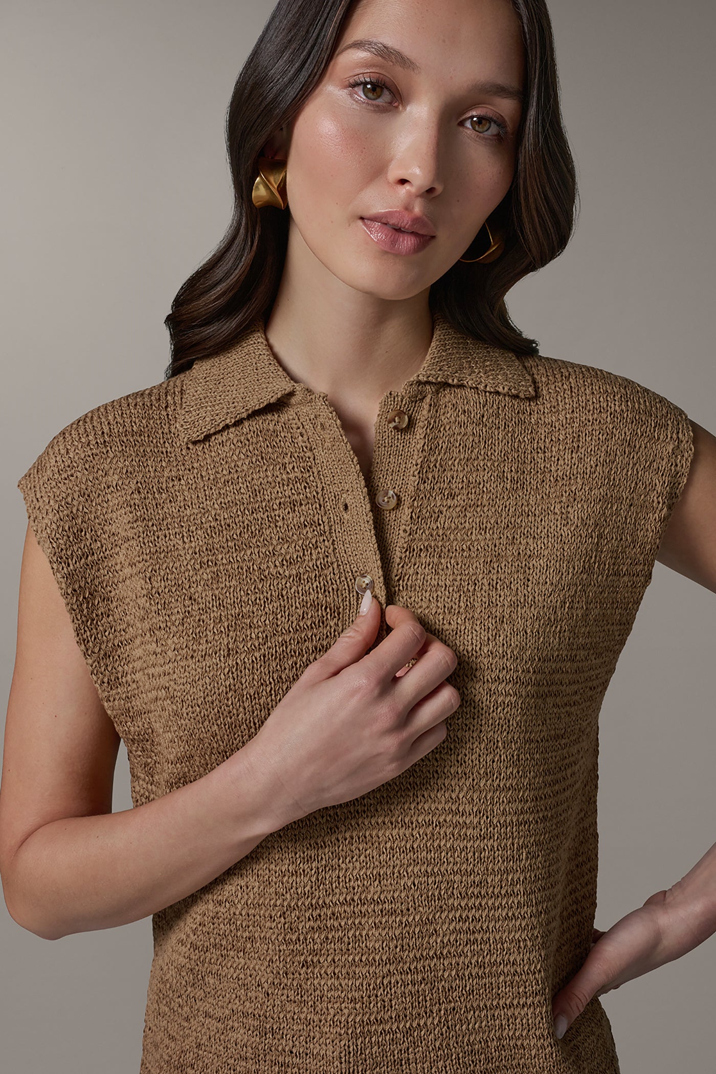 SLEEVELESS POLO SWEATER VIEW 4 | Clothing