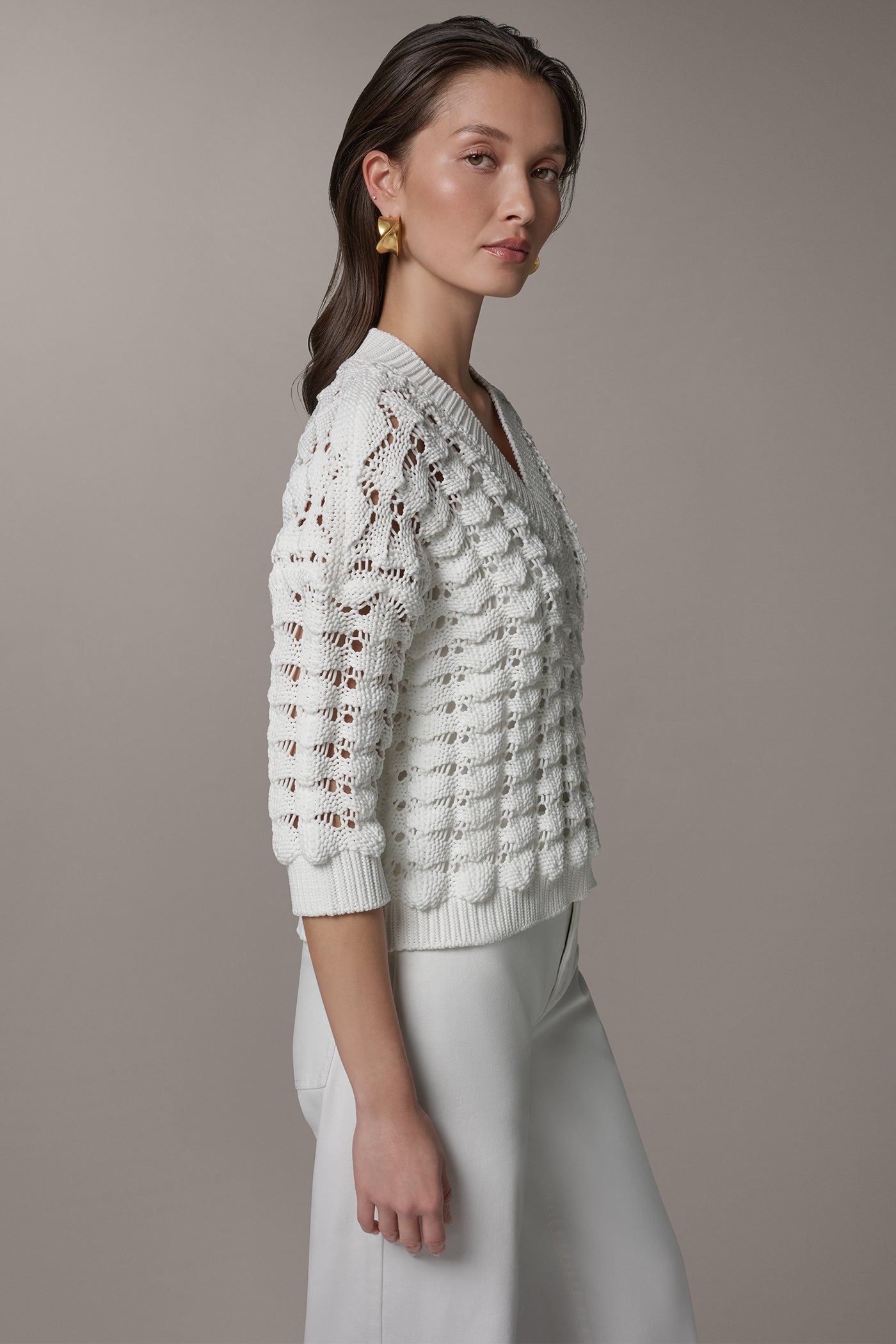 V-NECK 3/4 SLEEVE SWEATER VIEW 3