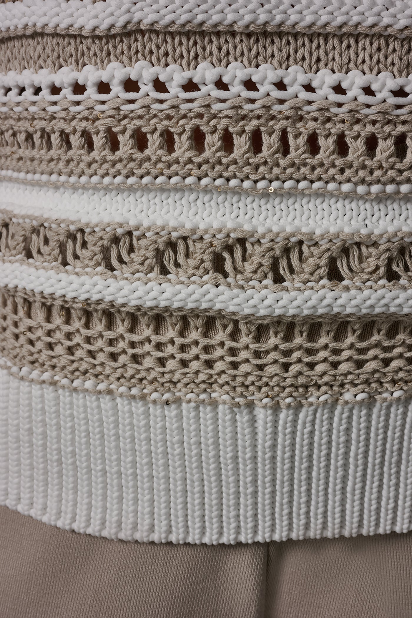 SLEEVELESS CREW NECK SWEATER VIEW 6 | Donna Karan Weekend Tops