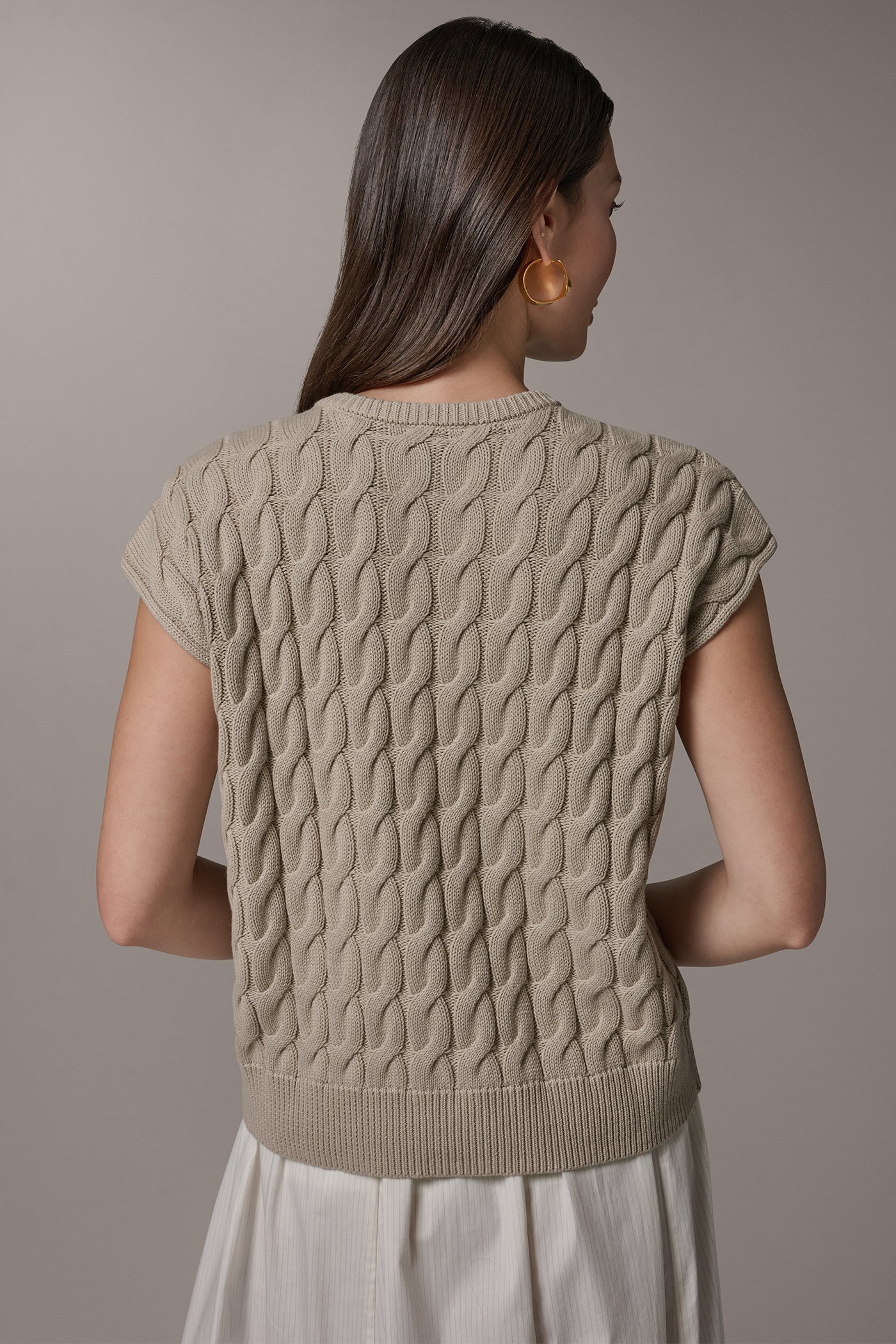 SLEEVELESS CABLE KNIT VEST VIEW 3 | Tops