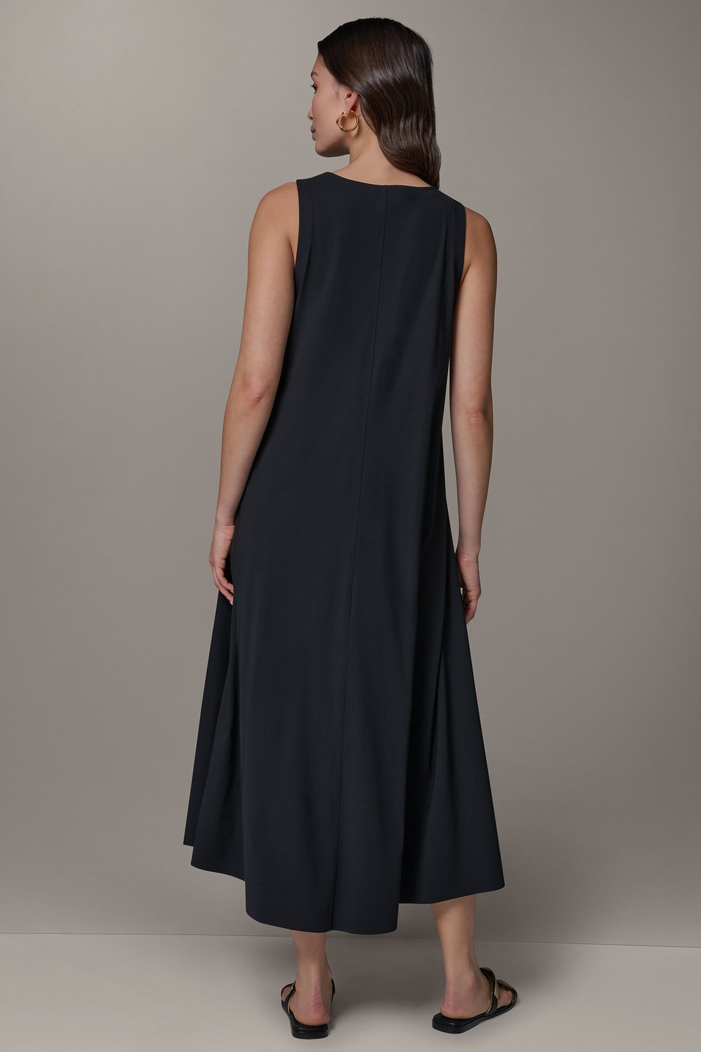 SLEEVELESS MIDI DRES | View 2 | Casual Collection