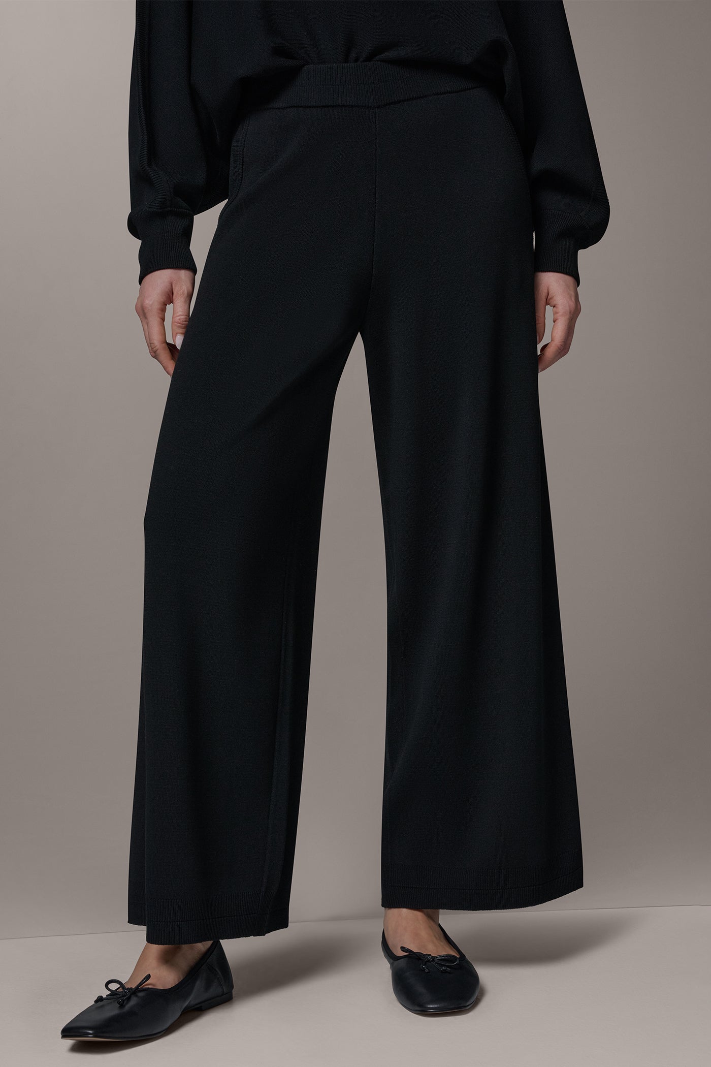 EXTRA HIGH-RISE WIDE-LEG ANKLE PANT