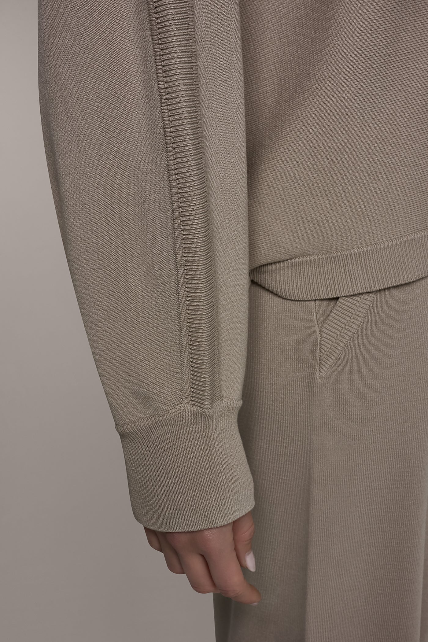 DOLMAN SLEEVE CREW NECK SWEATER VIEW 4 | Donna Karan Weekend