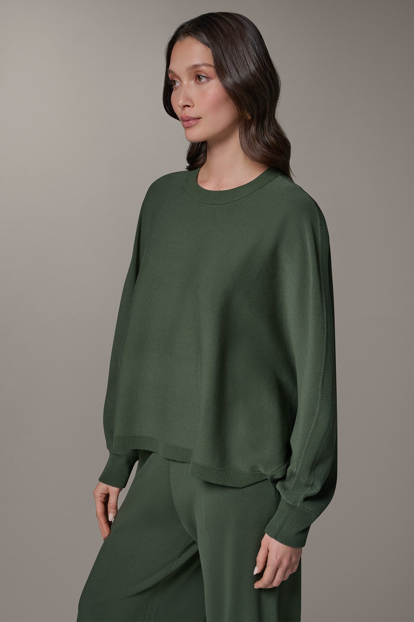 LONG DOLMAN SLEEVE SWEATER VIEW 3