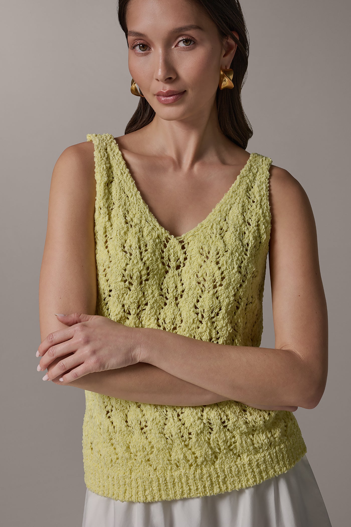SLEEVELESS SWEATER TANK VIEW 4 | Tops