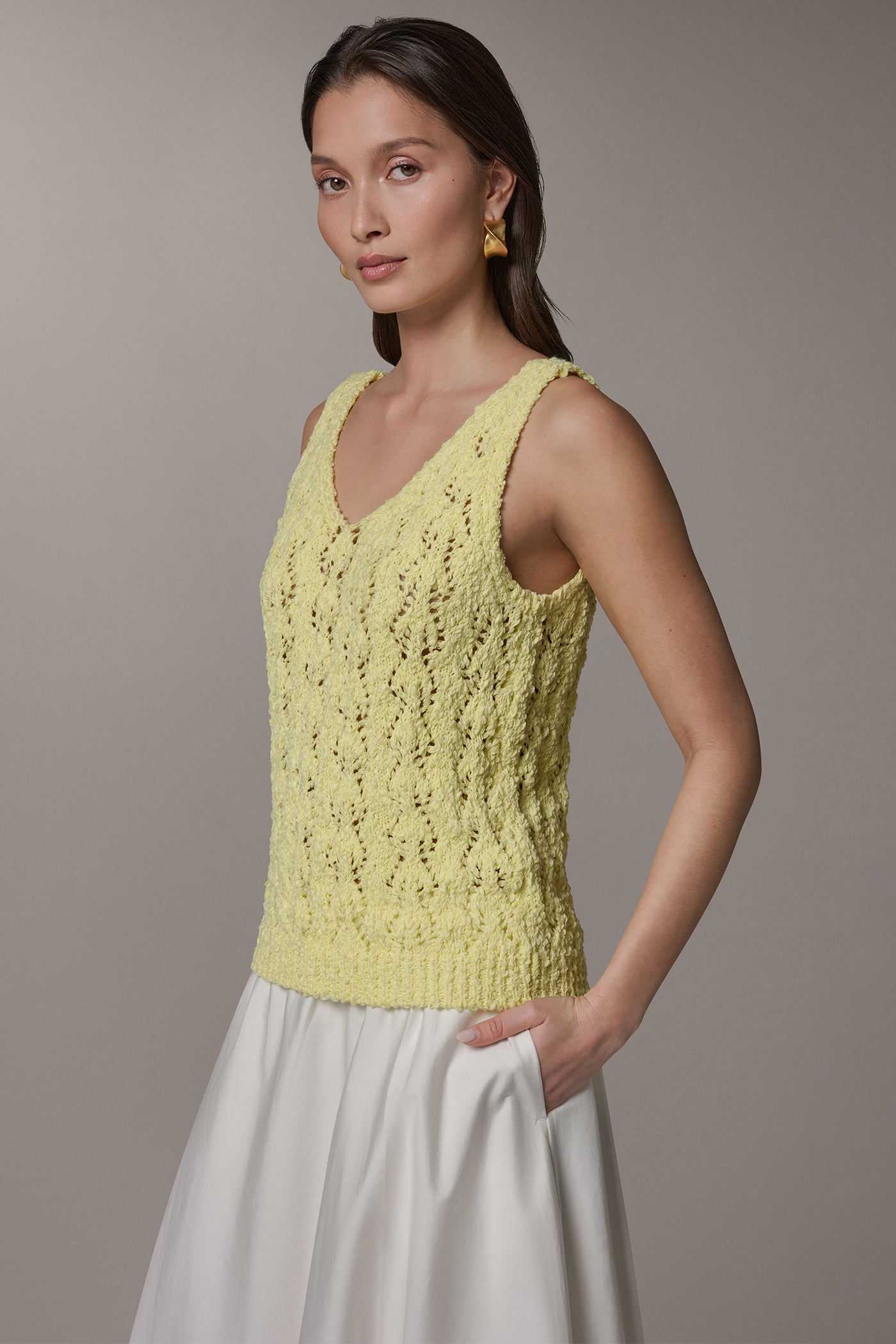 SLEEVELESS SWEATER TANK VIEW 3 | Tops
