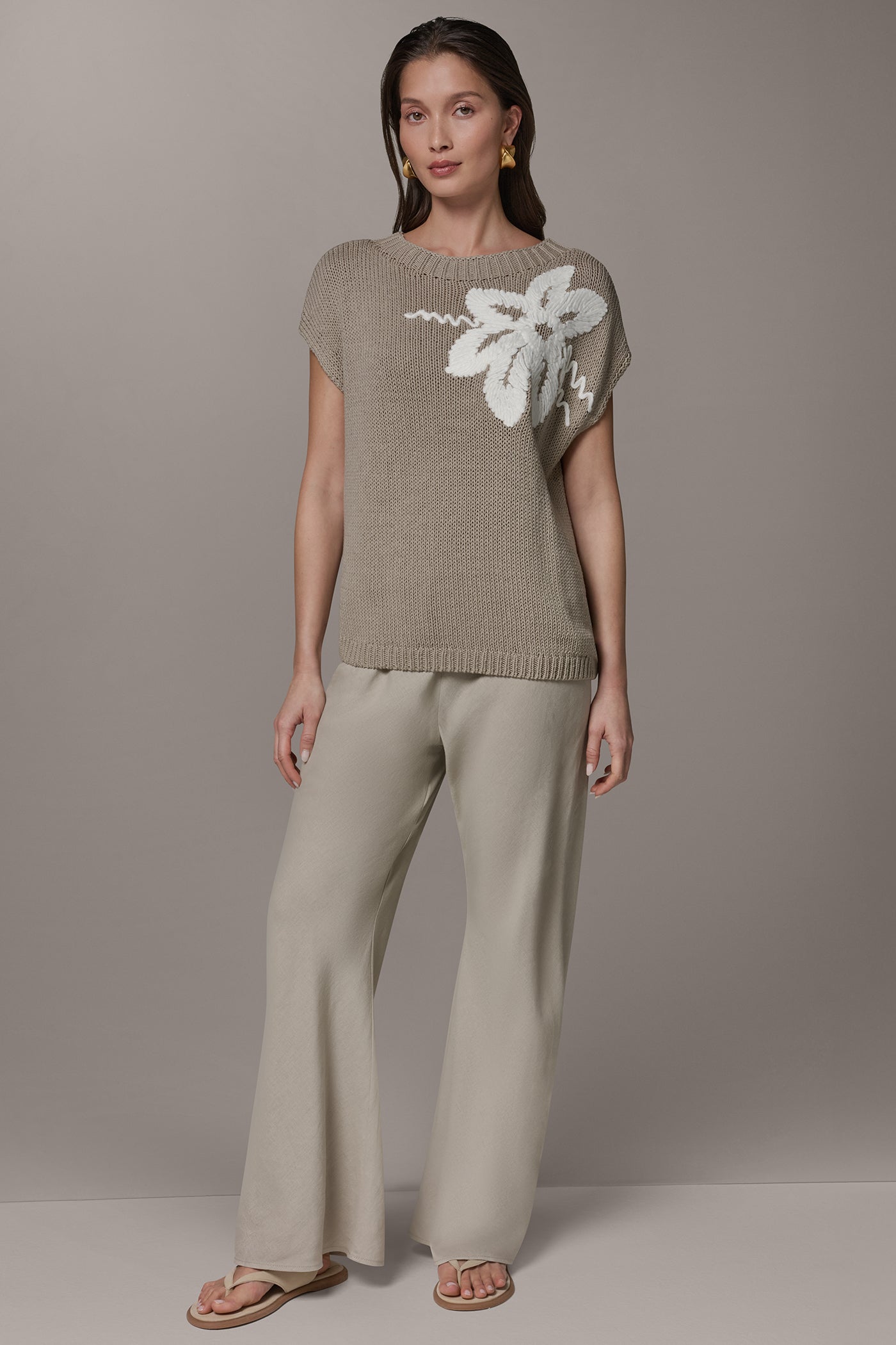 SLEEVELESS CREW NECK SWEATER VIEW 6 | Casual Collection