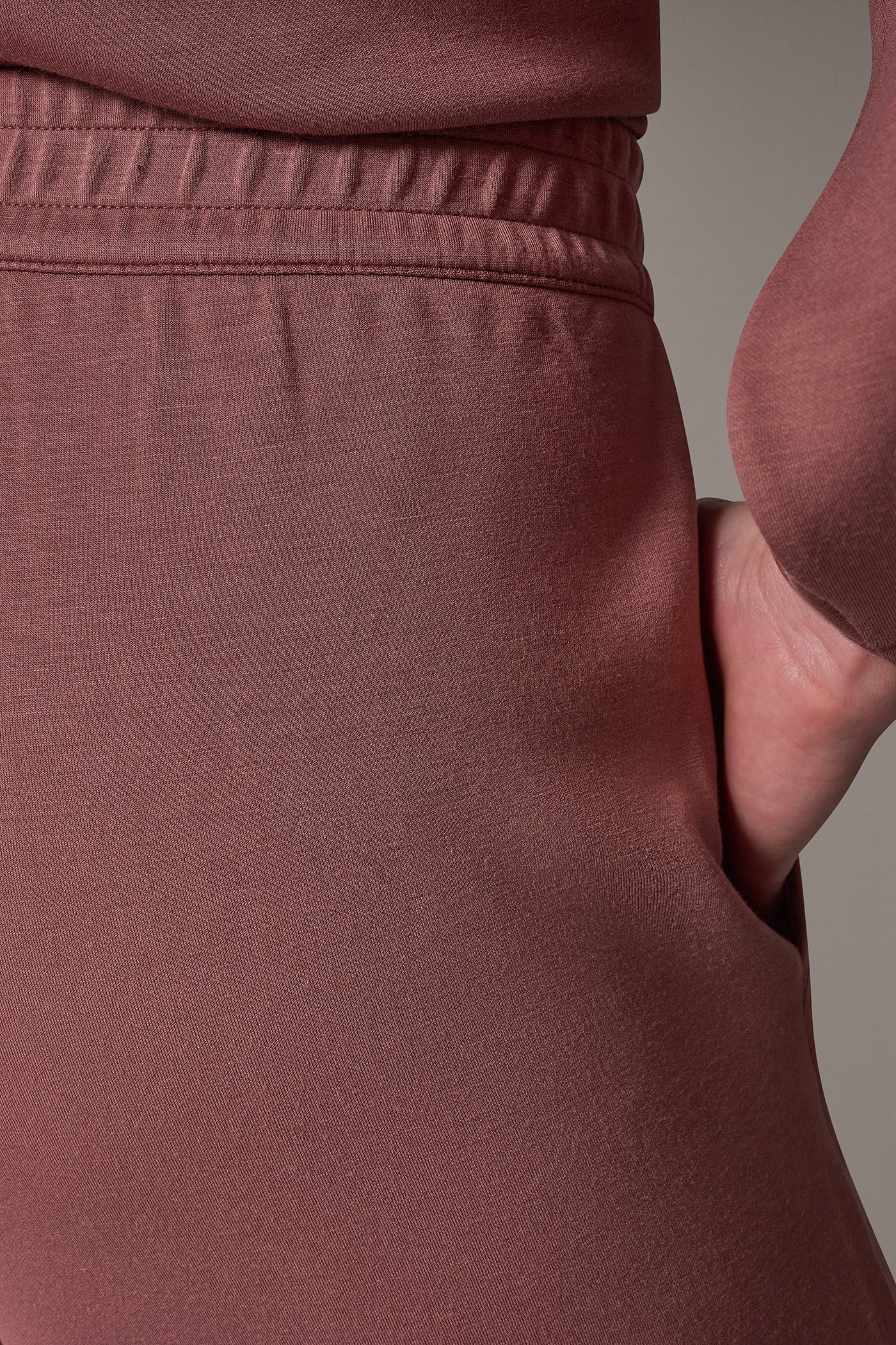 JET SETTER MID-RISE PINTUCK PANT VIEW 5