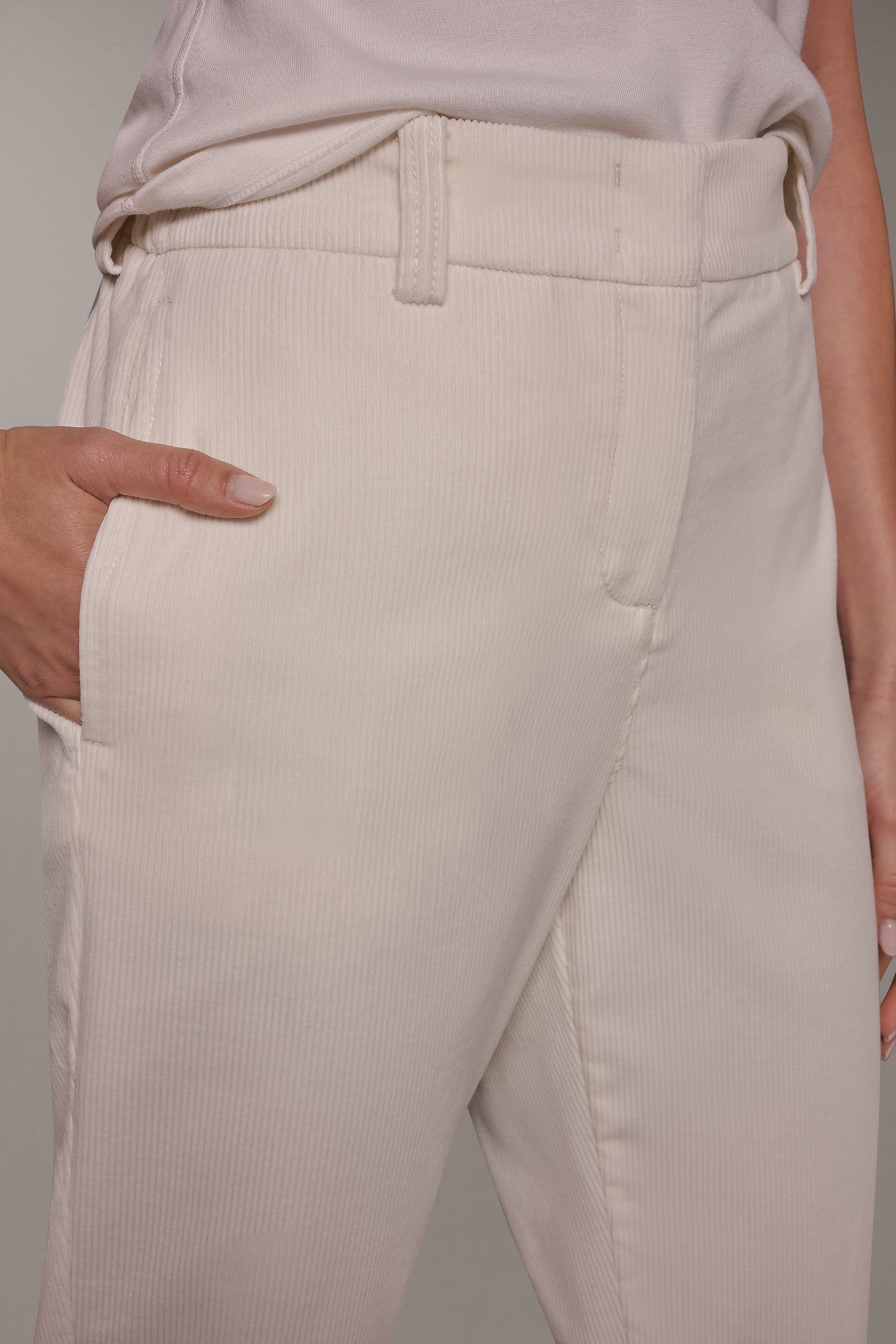 MID-RISE CORDUROY ANKLE PANT VIEW 4