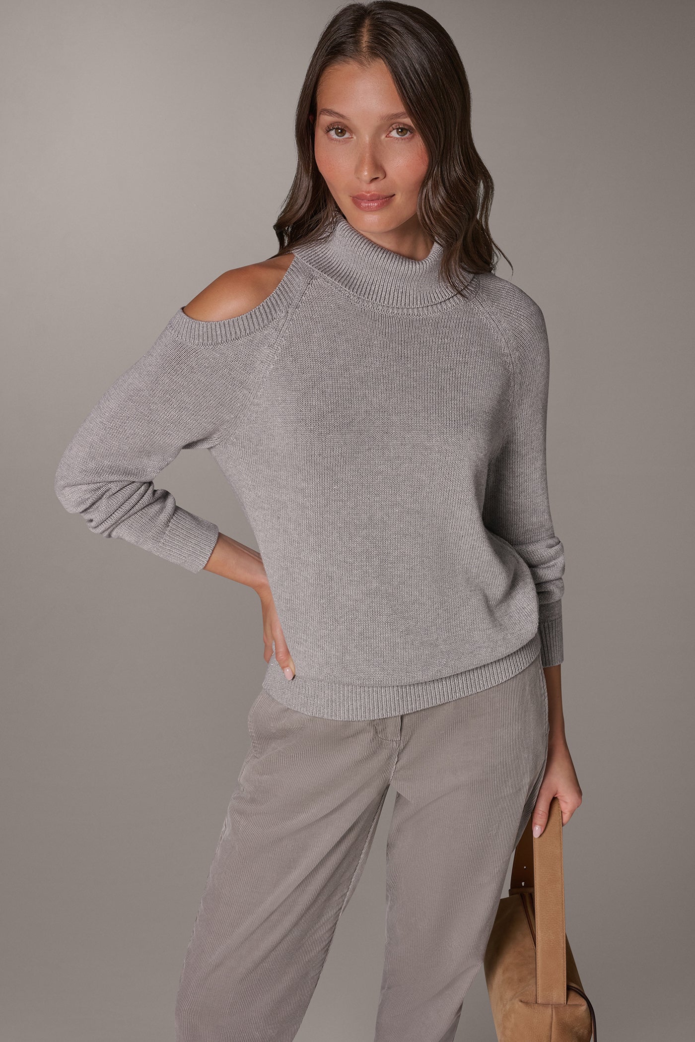 METALLIC CUTOUT SHOULDER TURTLENECK SWEATER