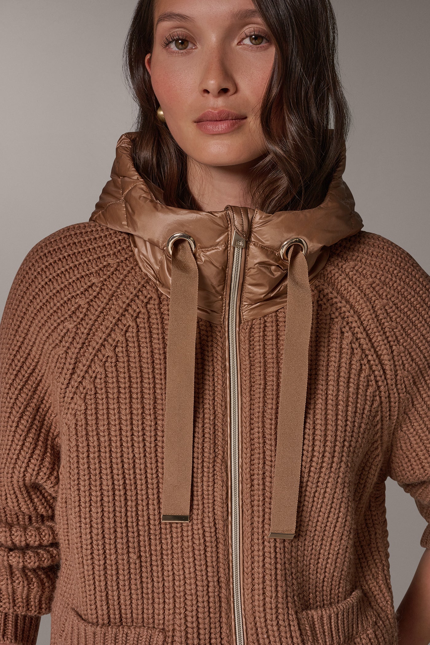 MIXED MEDIA HOODED DOWN PUFFER VIEW 5 | Included in discounts